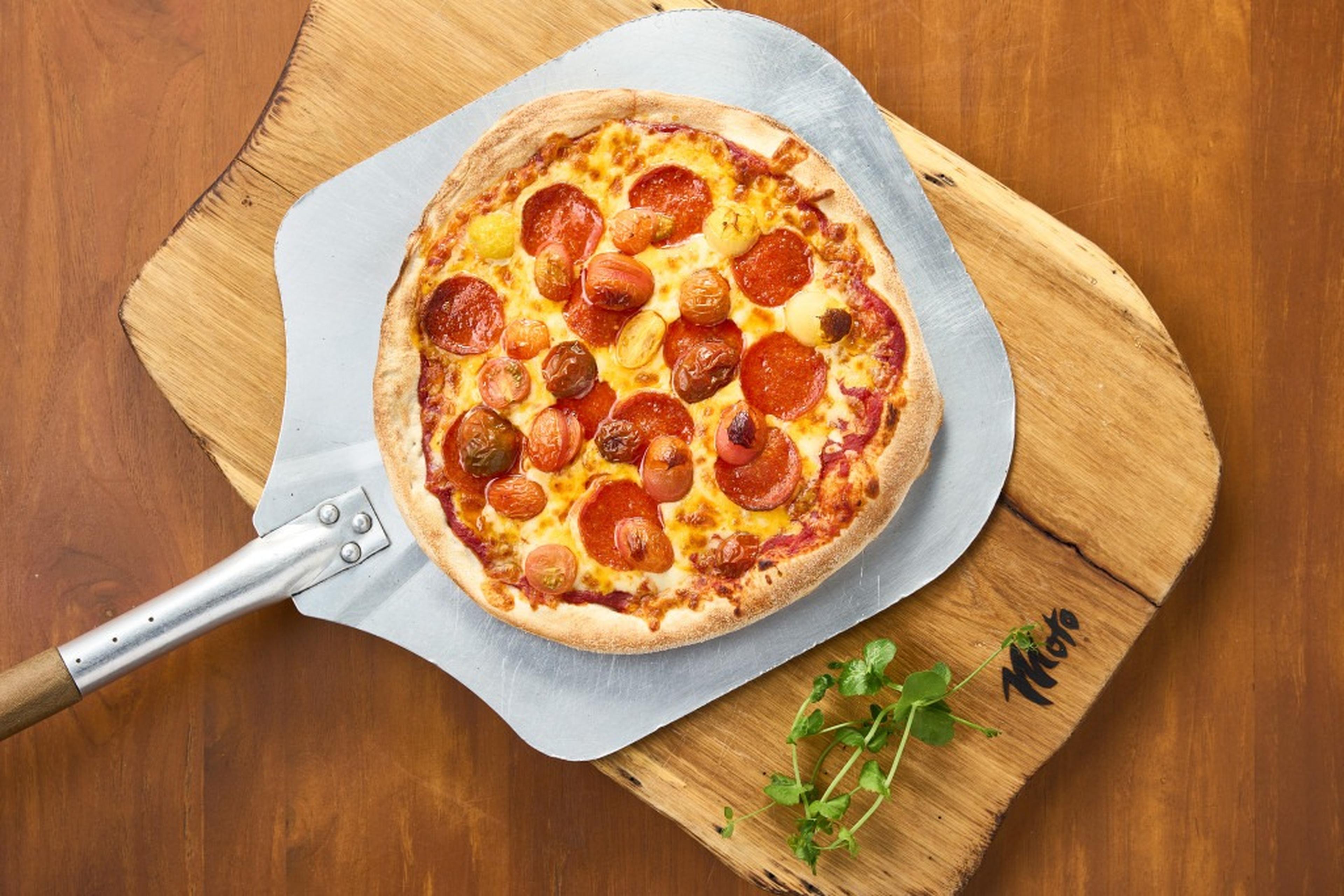 pizza laten bezorgen bij je accommodatie door restaurant Moto bij Safari Resort Beekse Bergen.