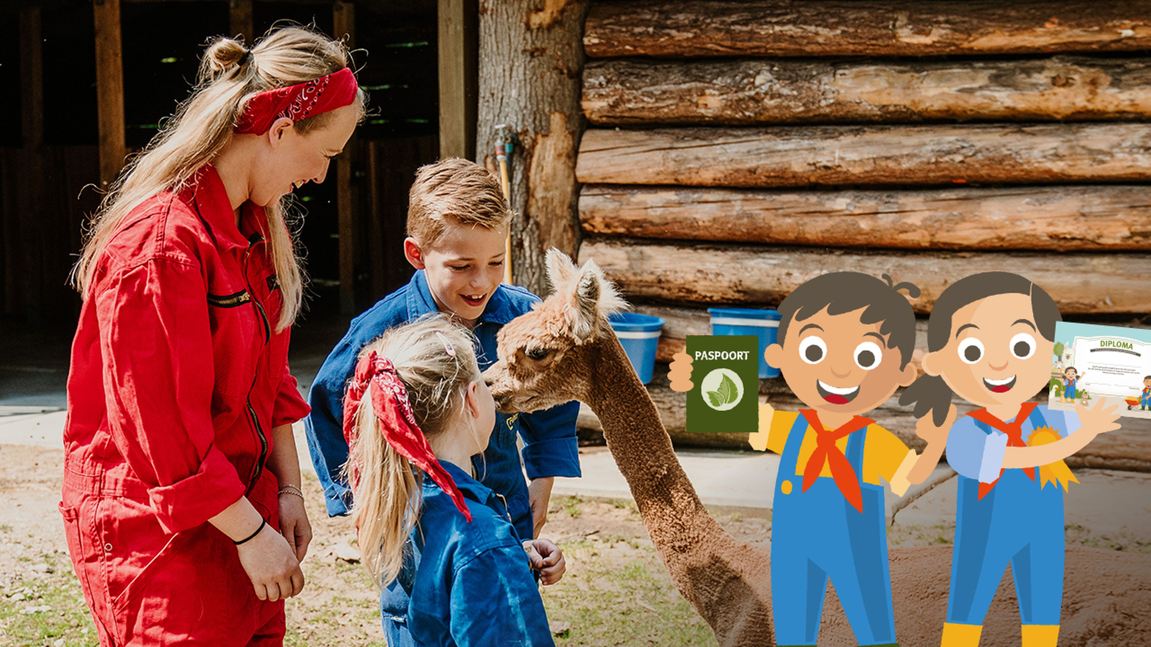 Vrouw en kinderen bij een alpaca tijdens de XXL Boerderijweken bij Vakantiepark Dierenbos