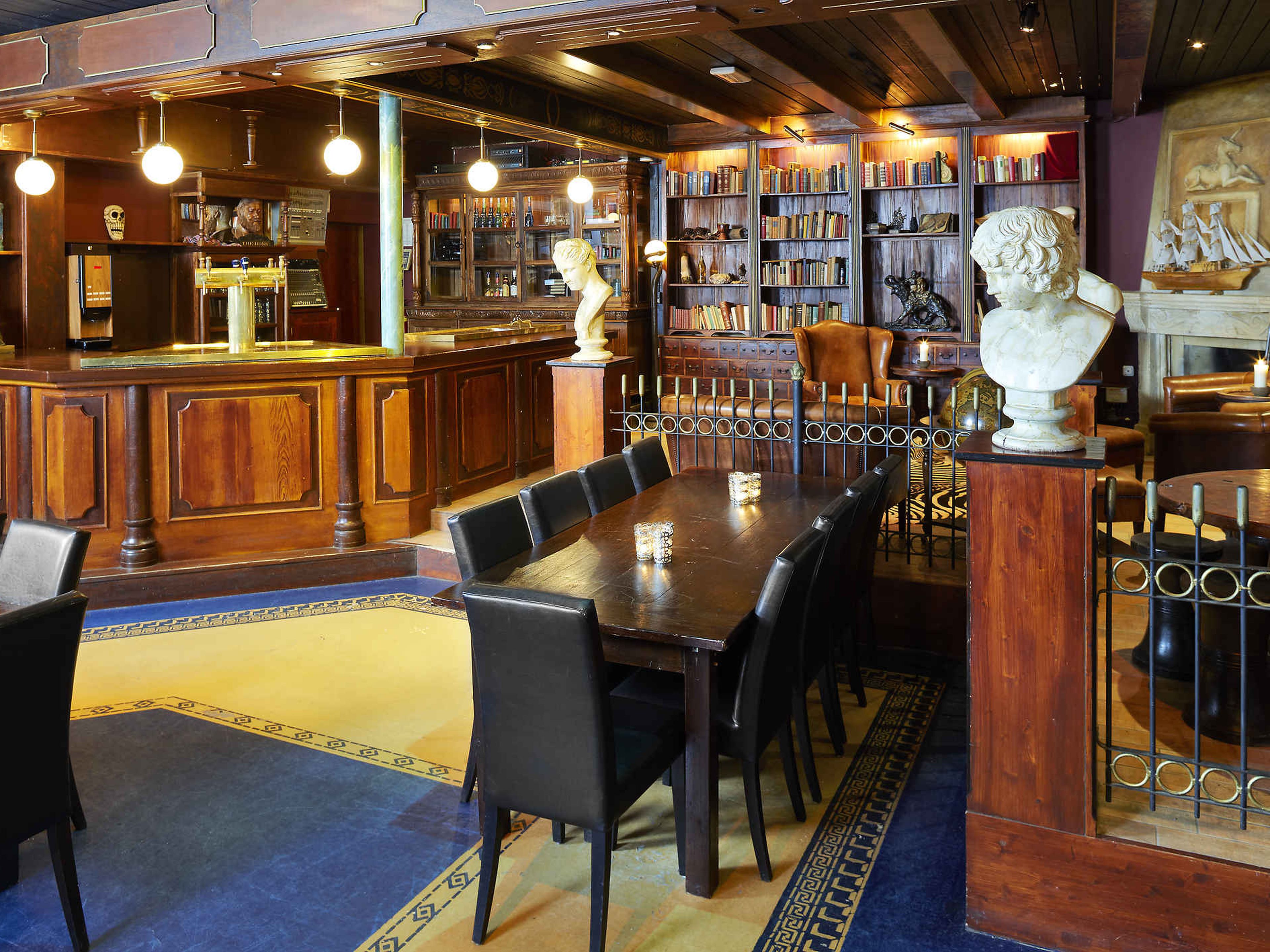 De zaal colonial in de club het event center van Beekse Bergen