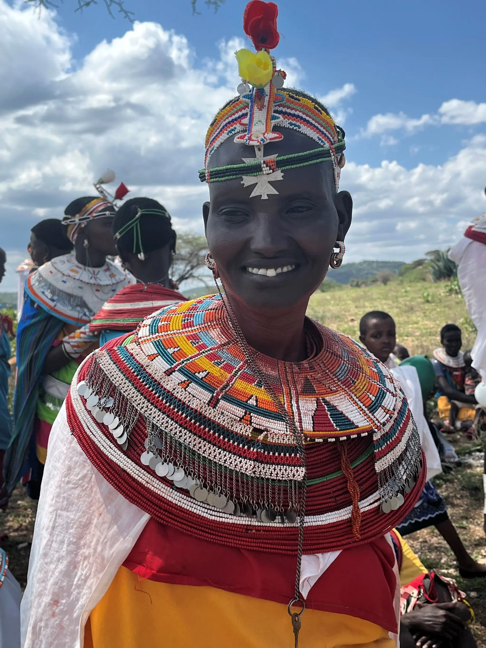 Traditionele kleding bij de onthulling van de markering van de corridor in Kenia.