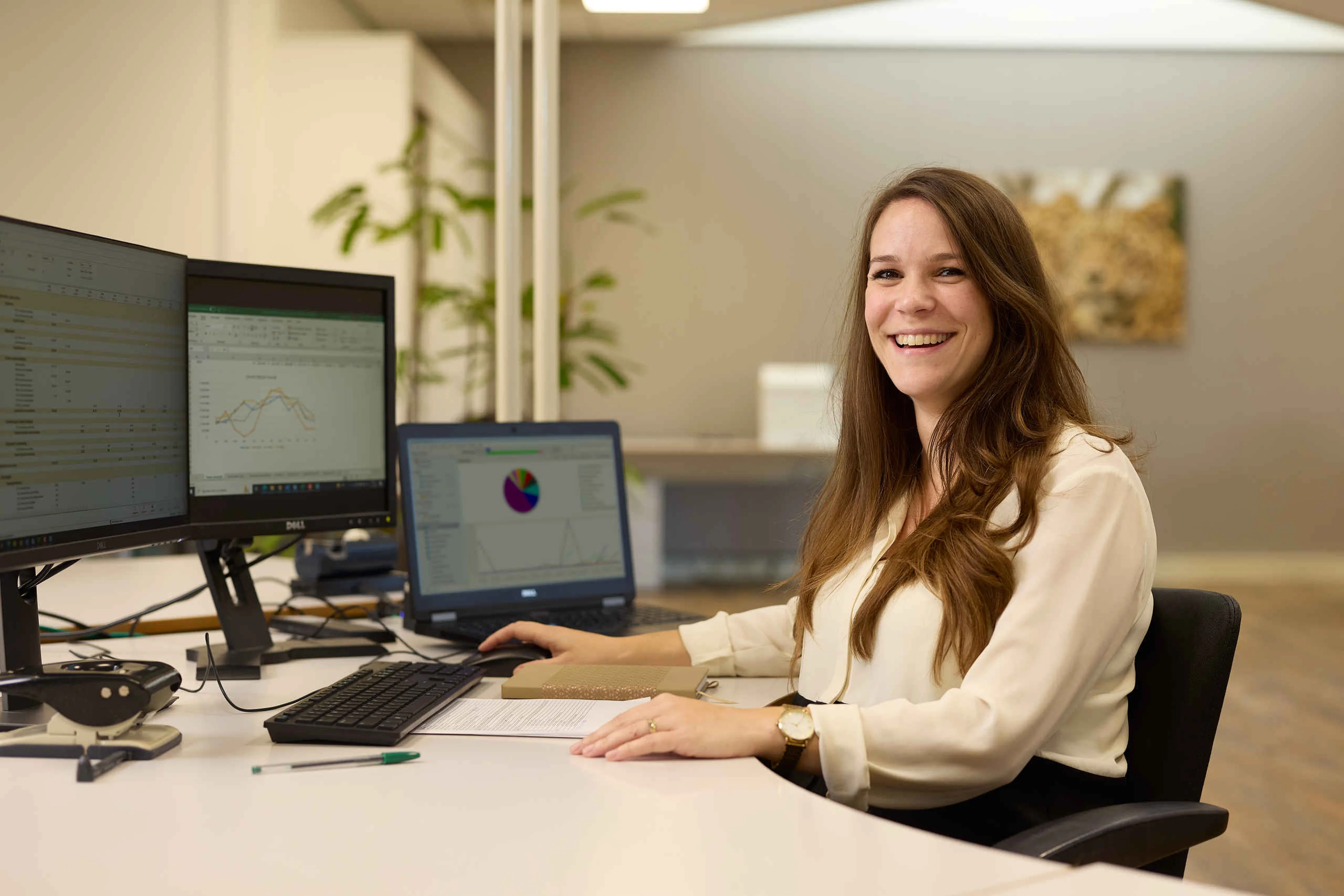 Medewerker finance op het hoofdkantoor van Libéma