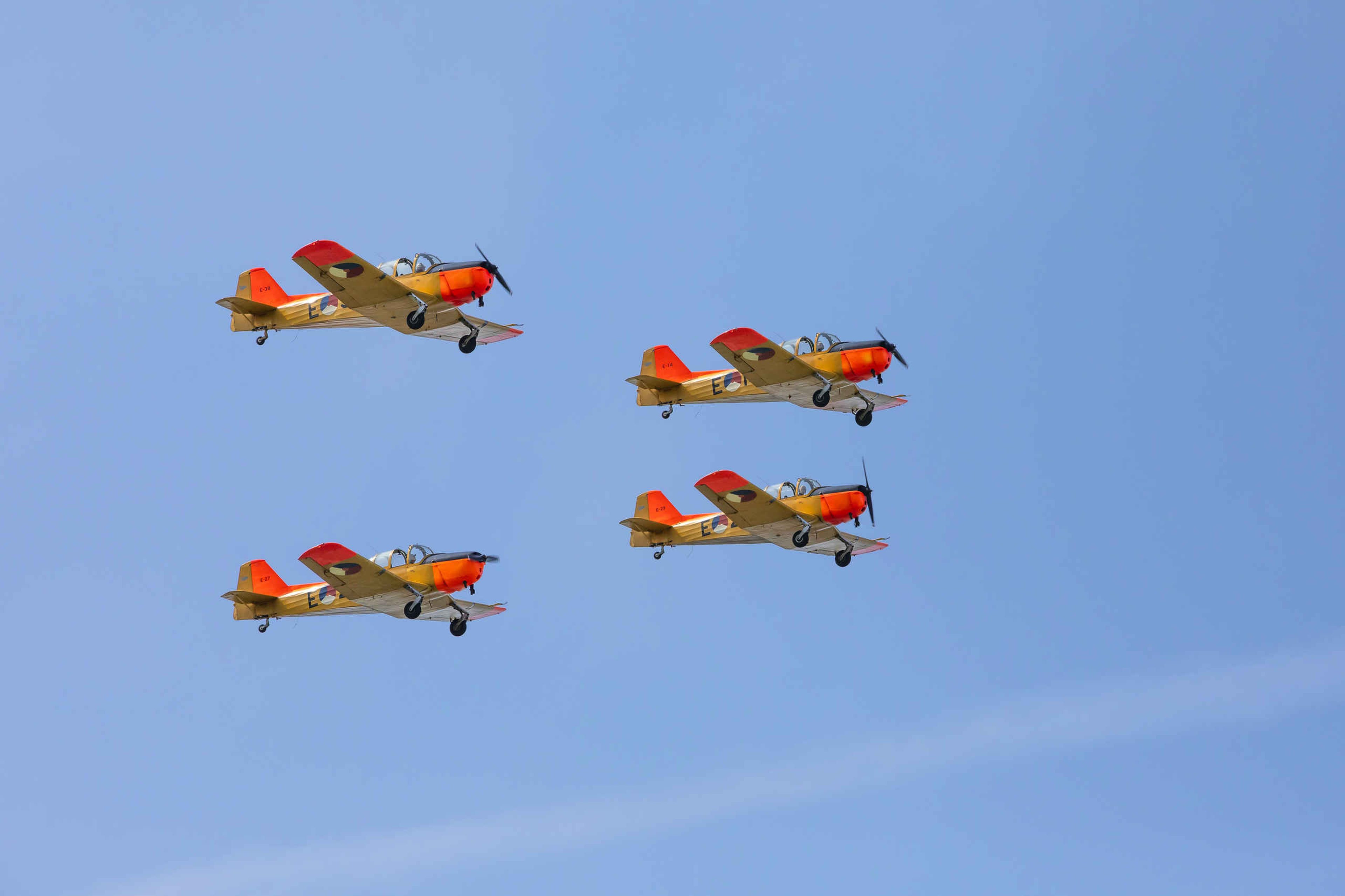 De Fokker S.11 tijdens een vlucht bij Luchtvaartmuseum Aviodrome