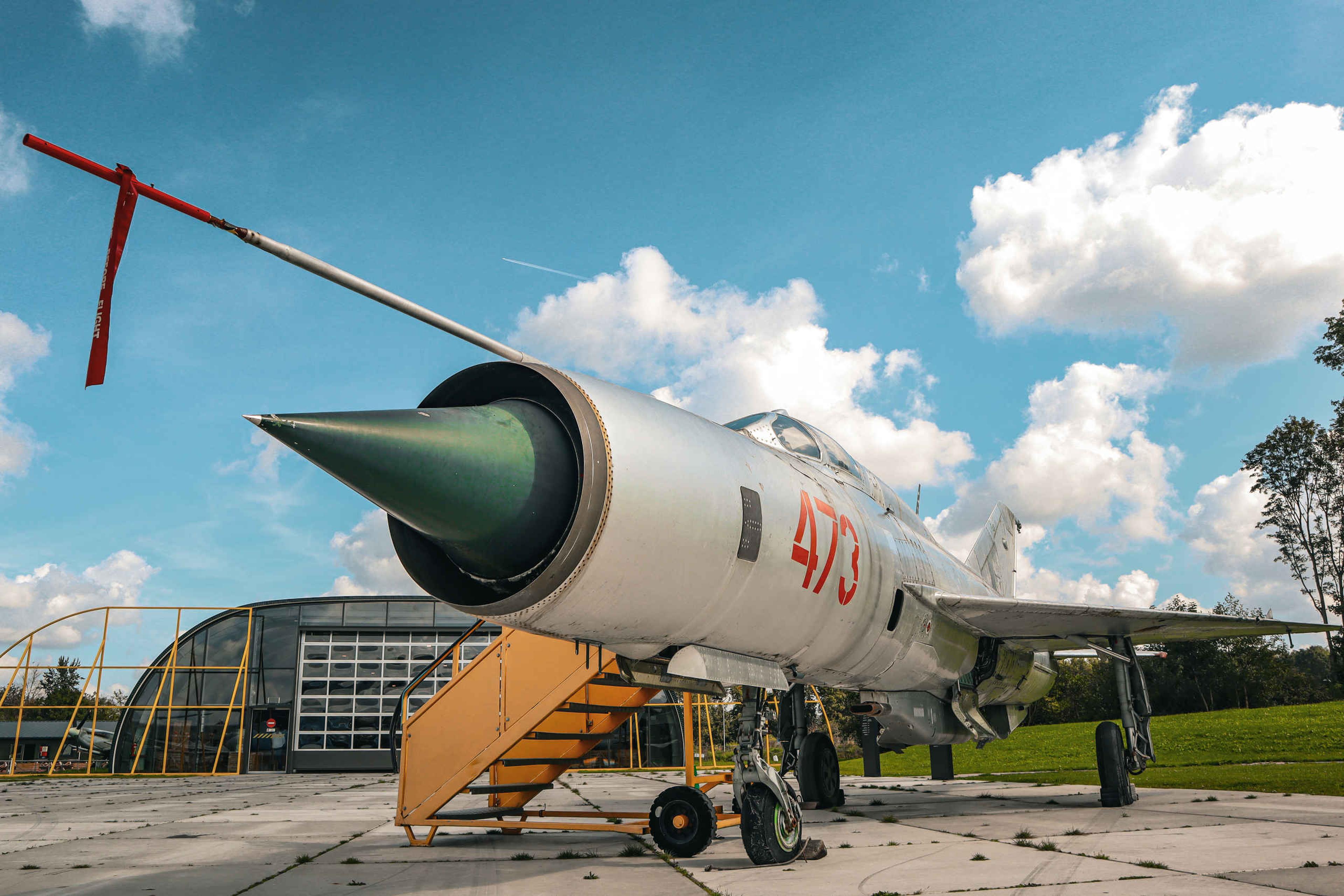 Mig 21 straaljager bij Luchtvaartmuseum Aviodrome