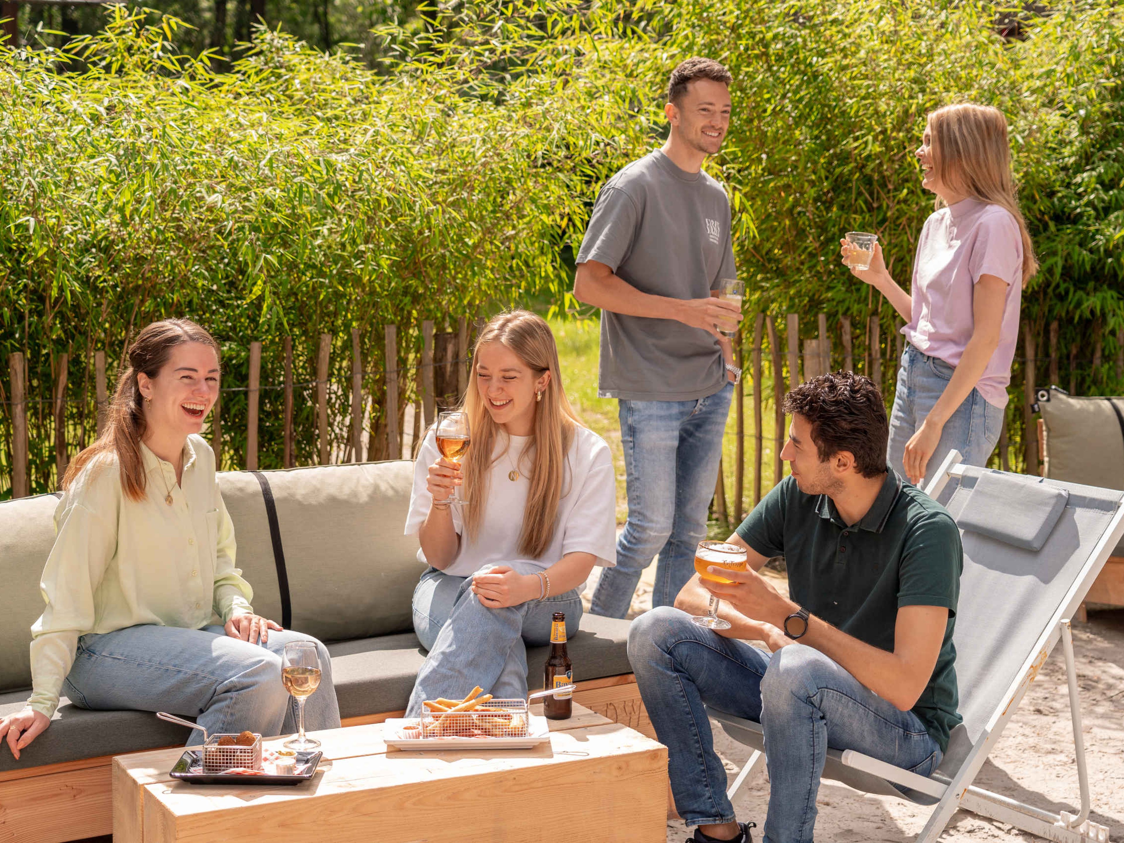 Collega's borrelen beach area Klimrijk brabant