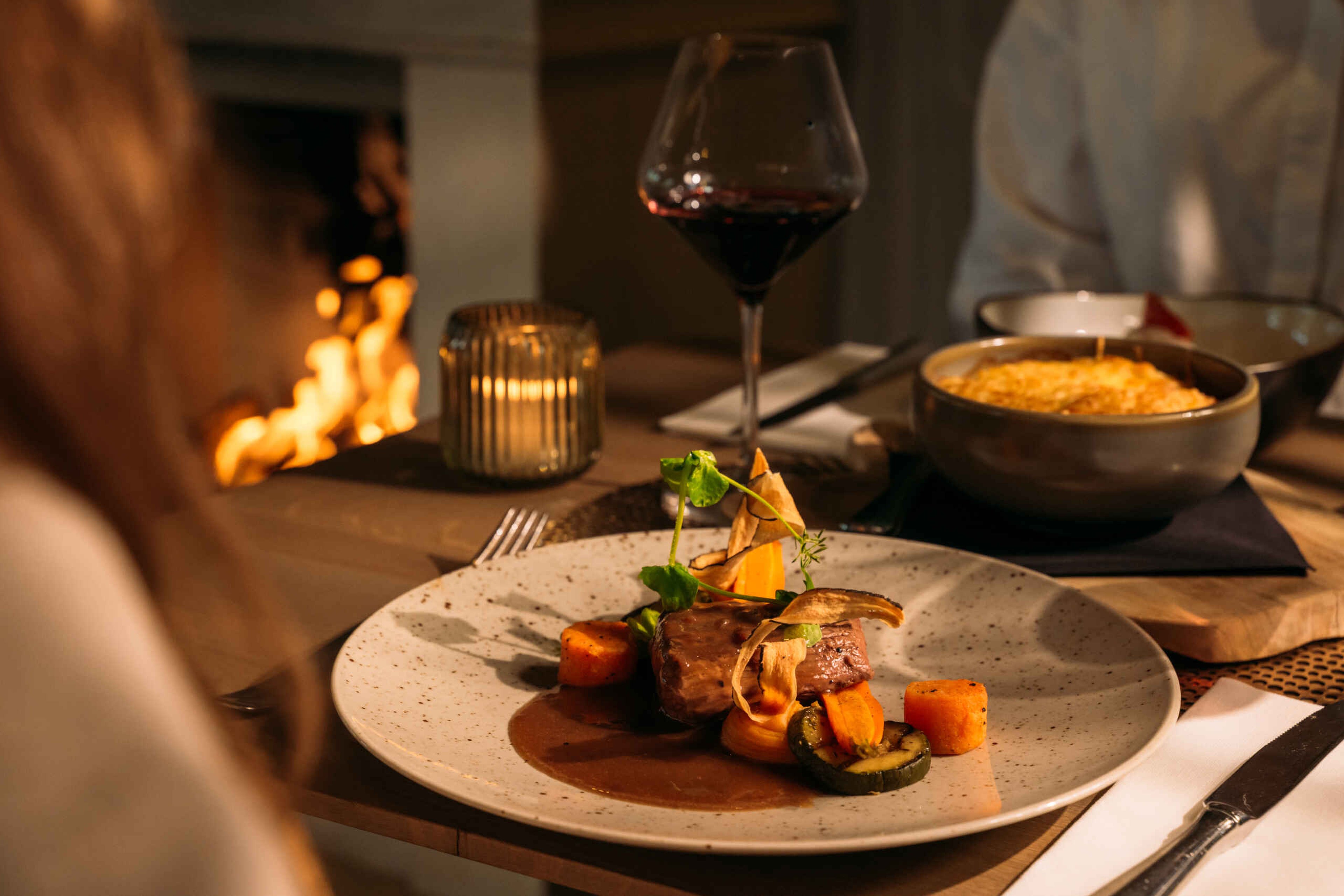 Een gerecht op tafel in het restaurant van Golf De Gulbergen