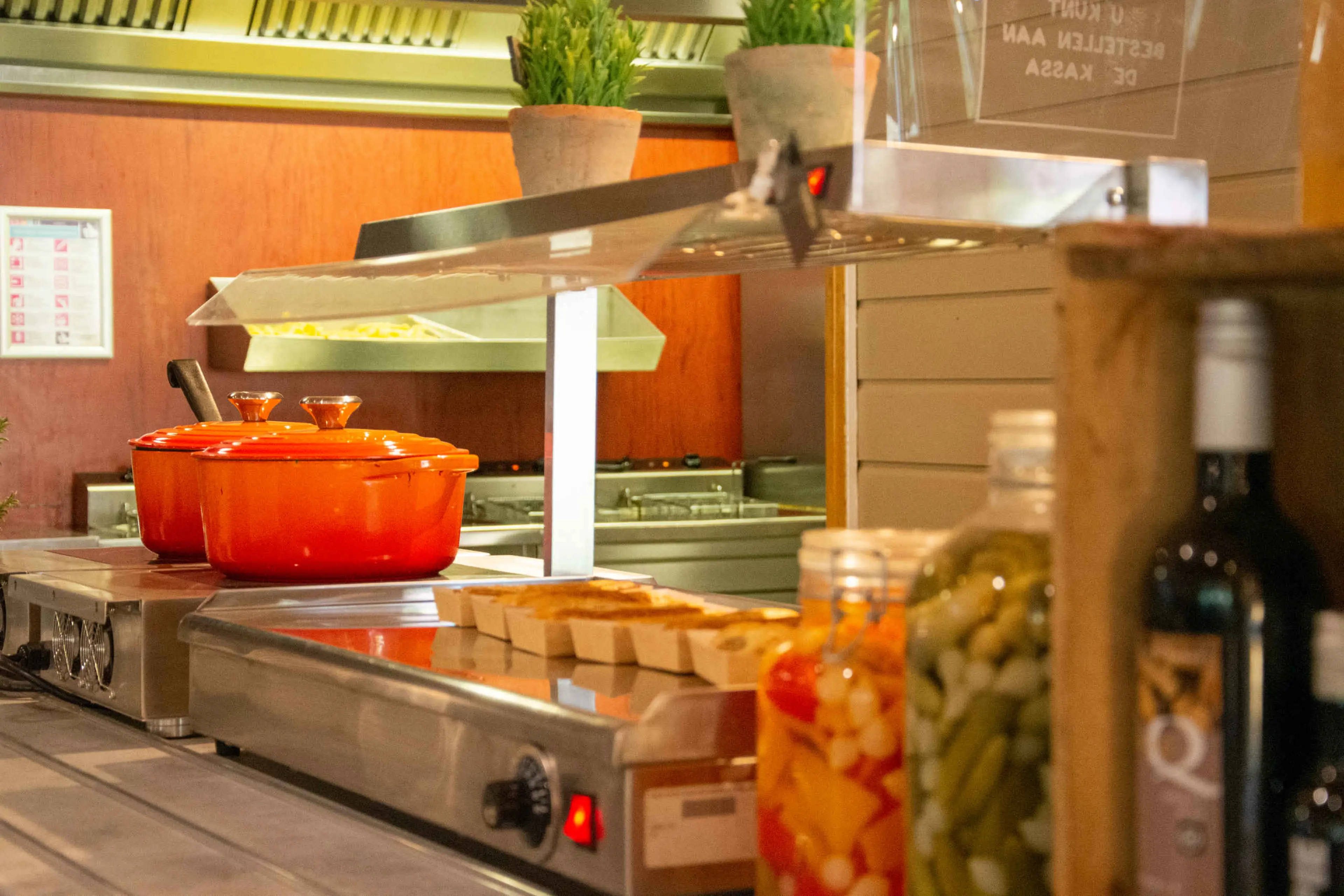 Horeca keuken personeel ZooParc Overloon