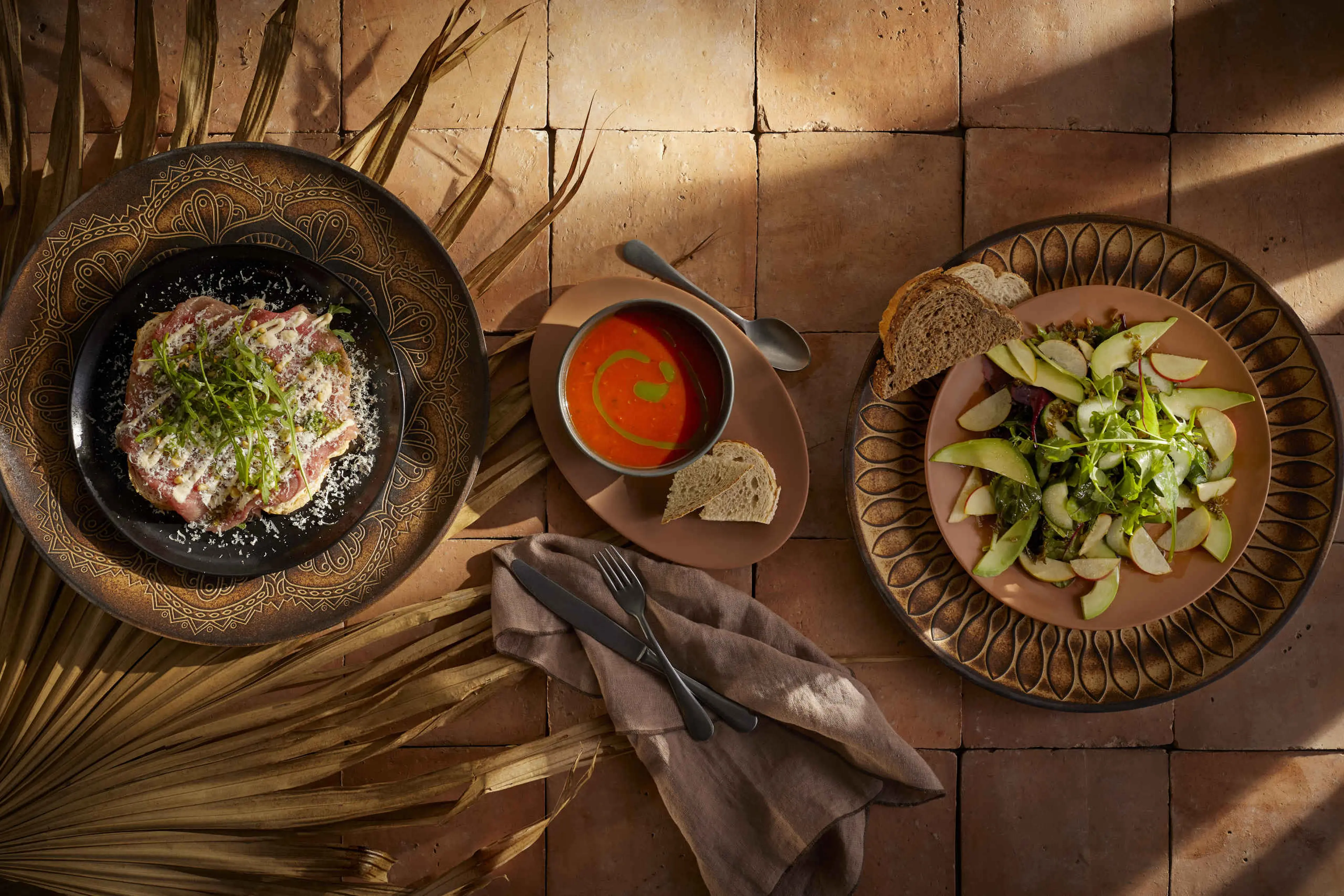 Lunchgerechten bij de restaurant Moto in Safari Resort Beekse Bergen