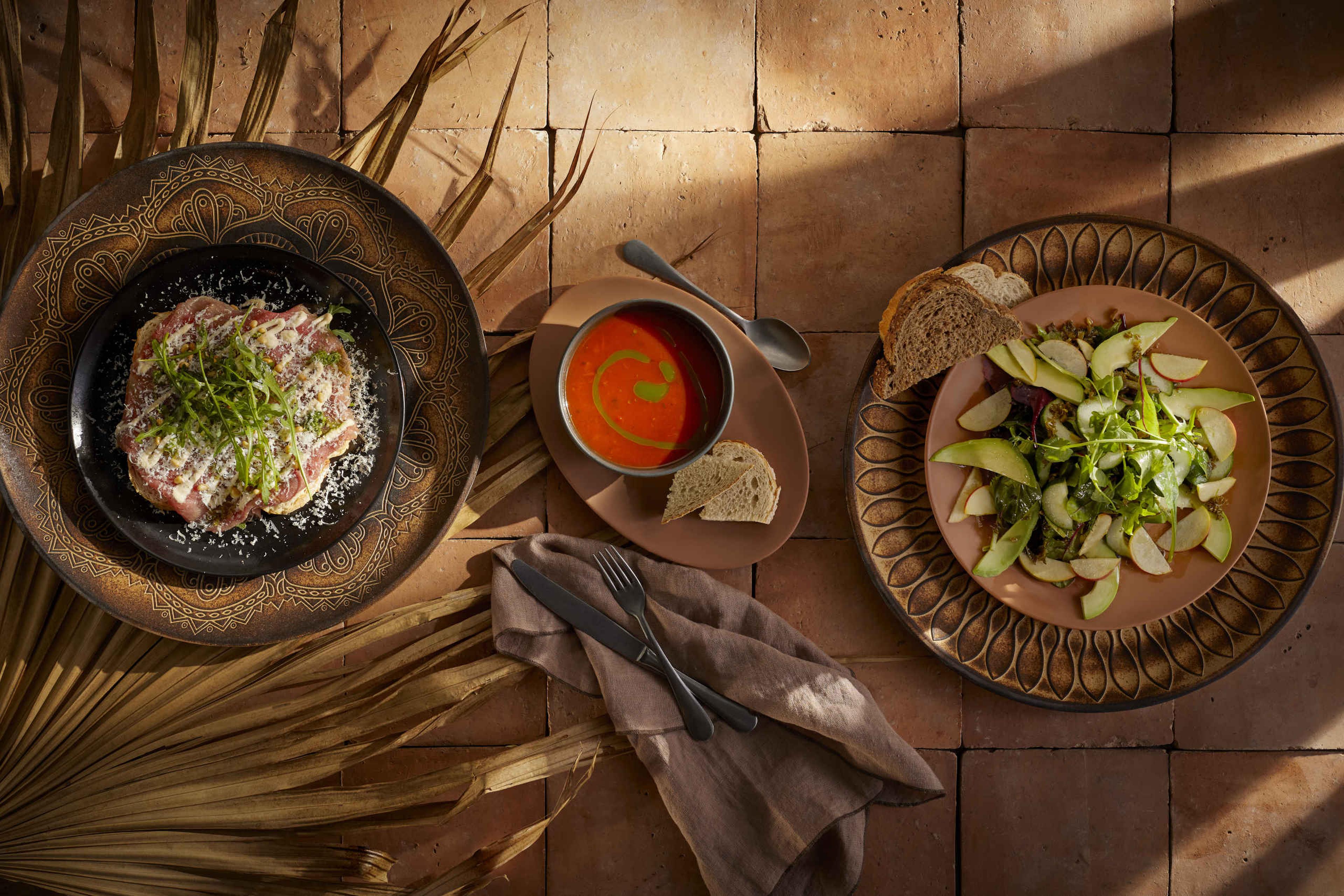 Lunchgerechten bij de restaurant Moto in Safari Resort Beekse Bergen