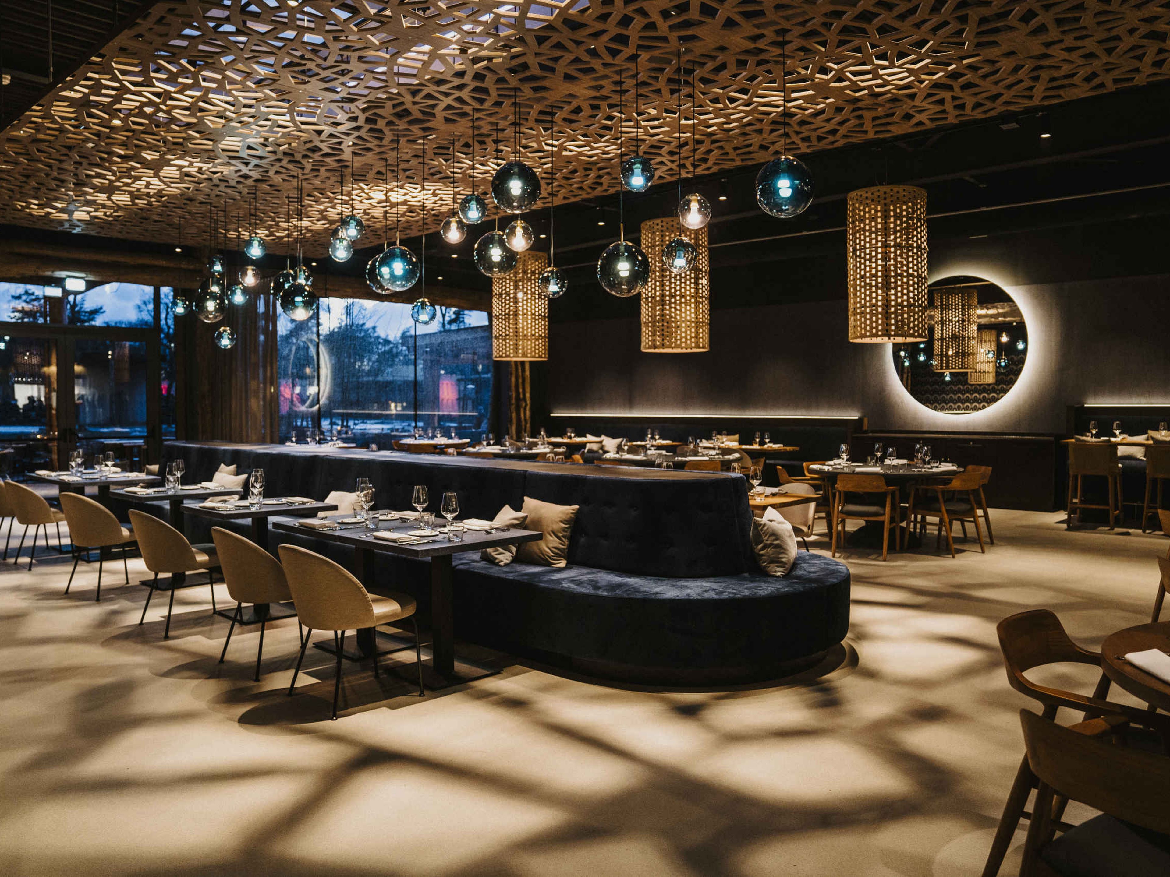 Bekijk het interieur van Restaurant Nommos.