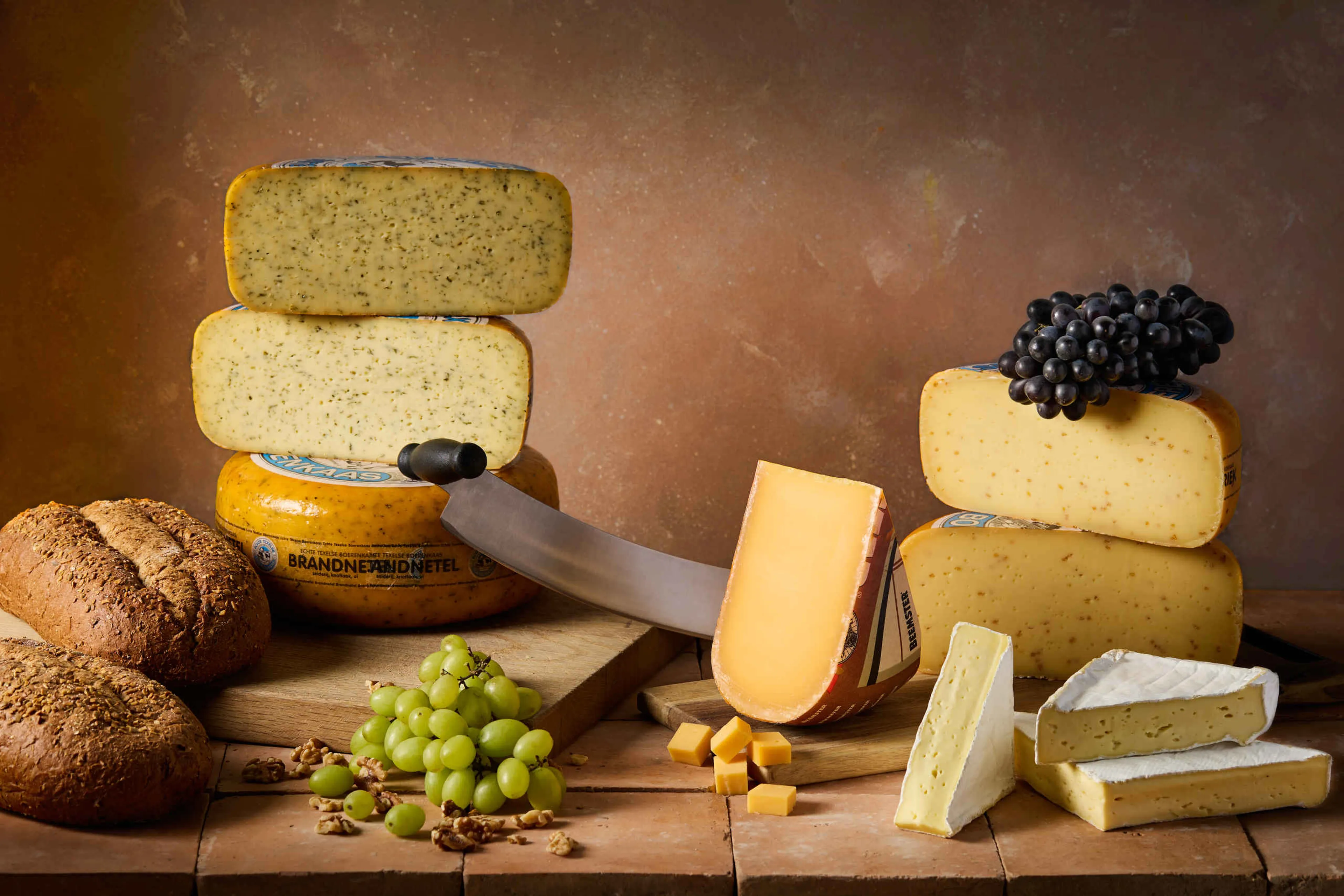 Een selectie kazen bij buffet en live cooking restaurant Amma in Safari Hotel Beekse Bergen.