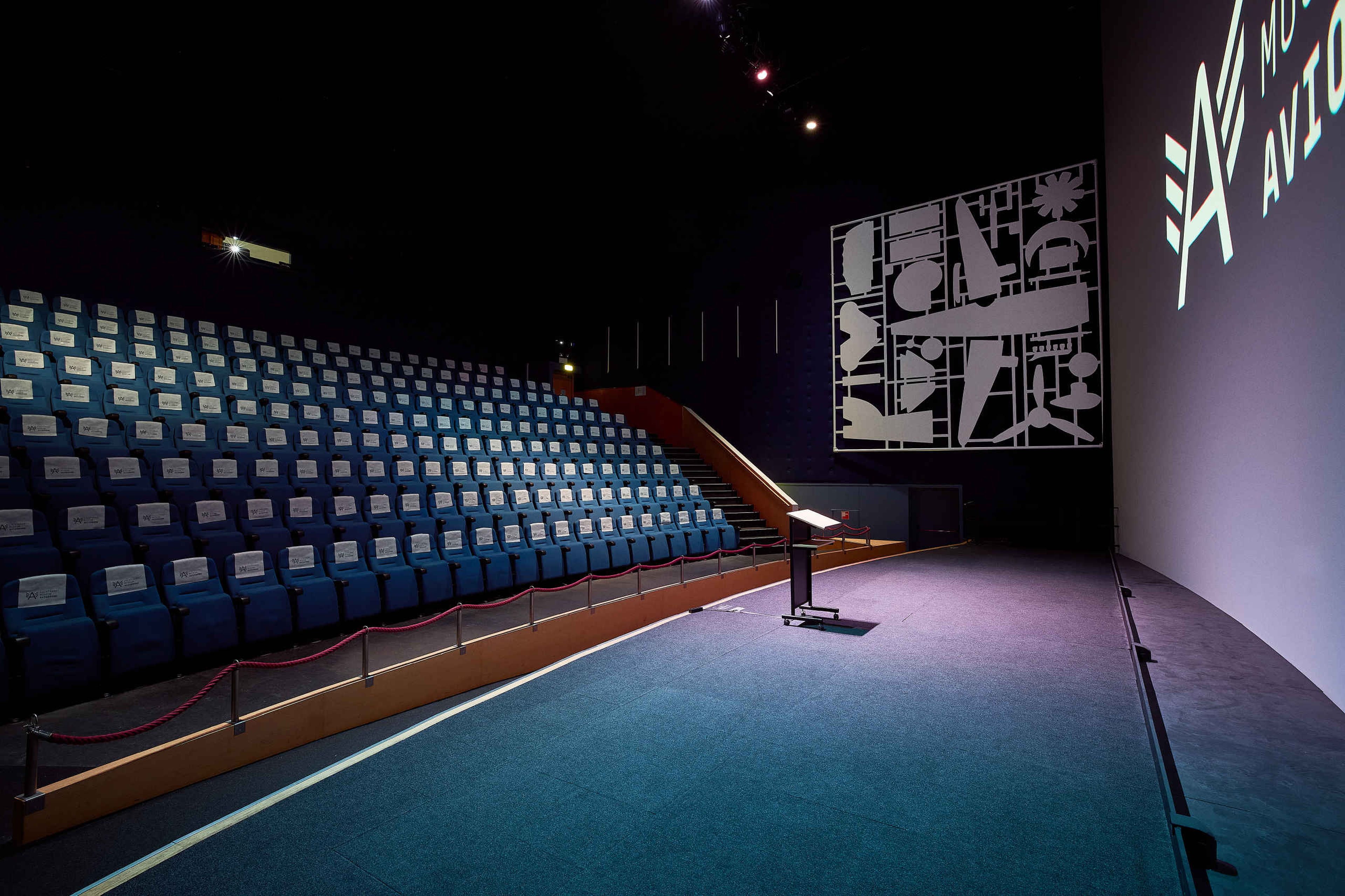 Het filmtheater bij Aviodrome