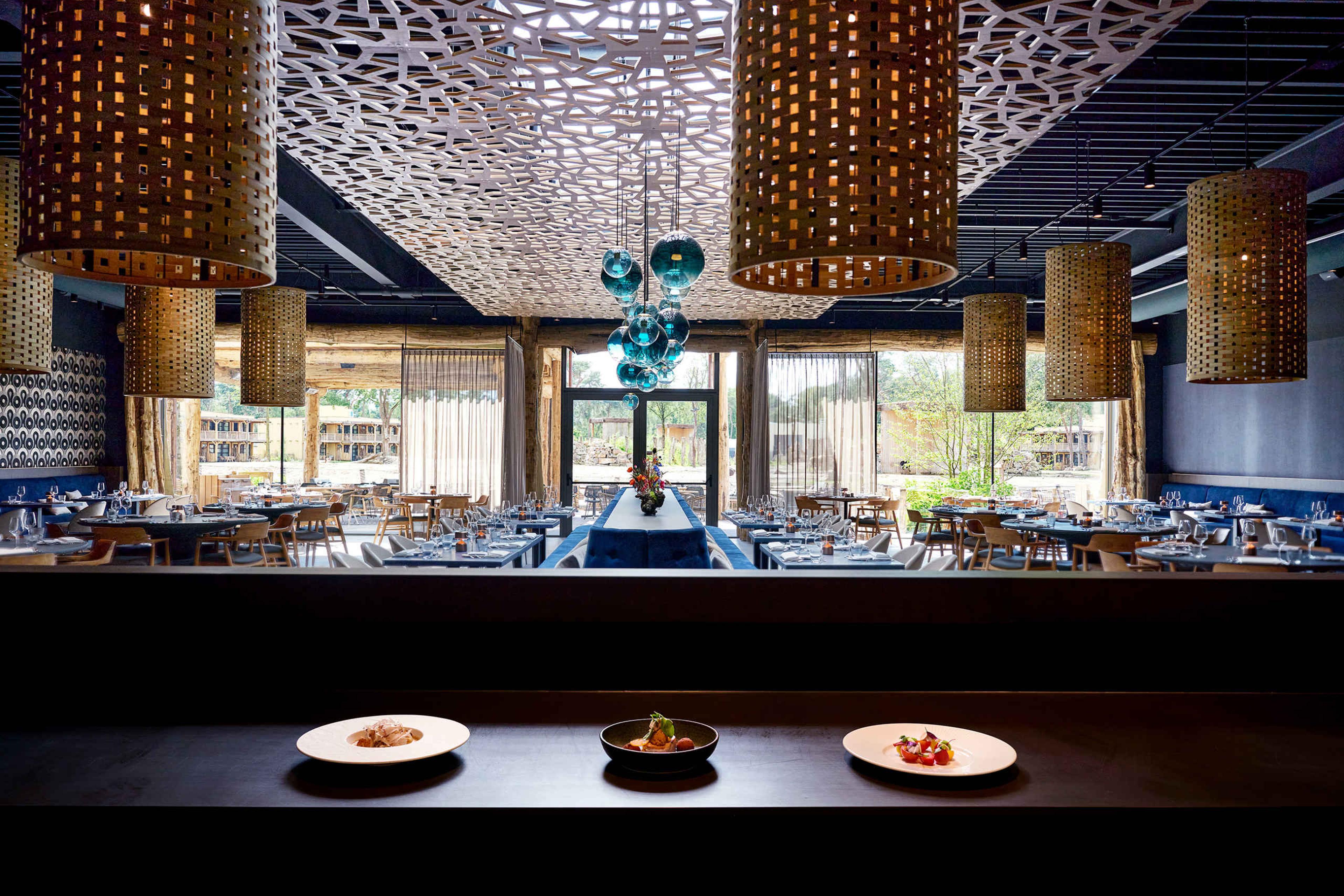 Bekijk het interieur van Restaurant Nommos.