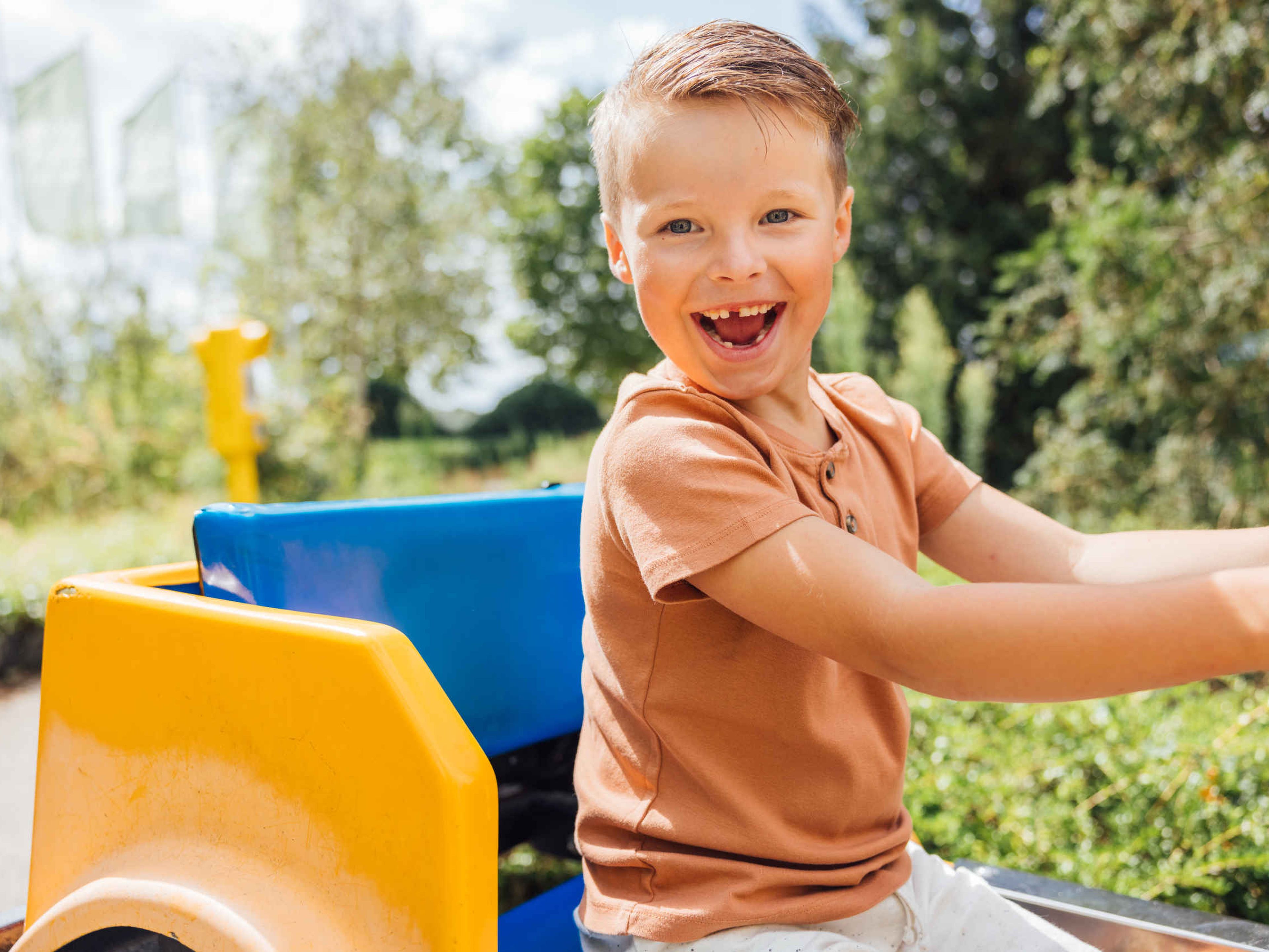 Kind in bigwheels bij Speelland Beekse Bergen