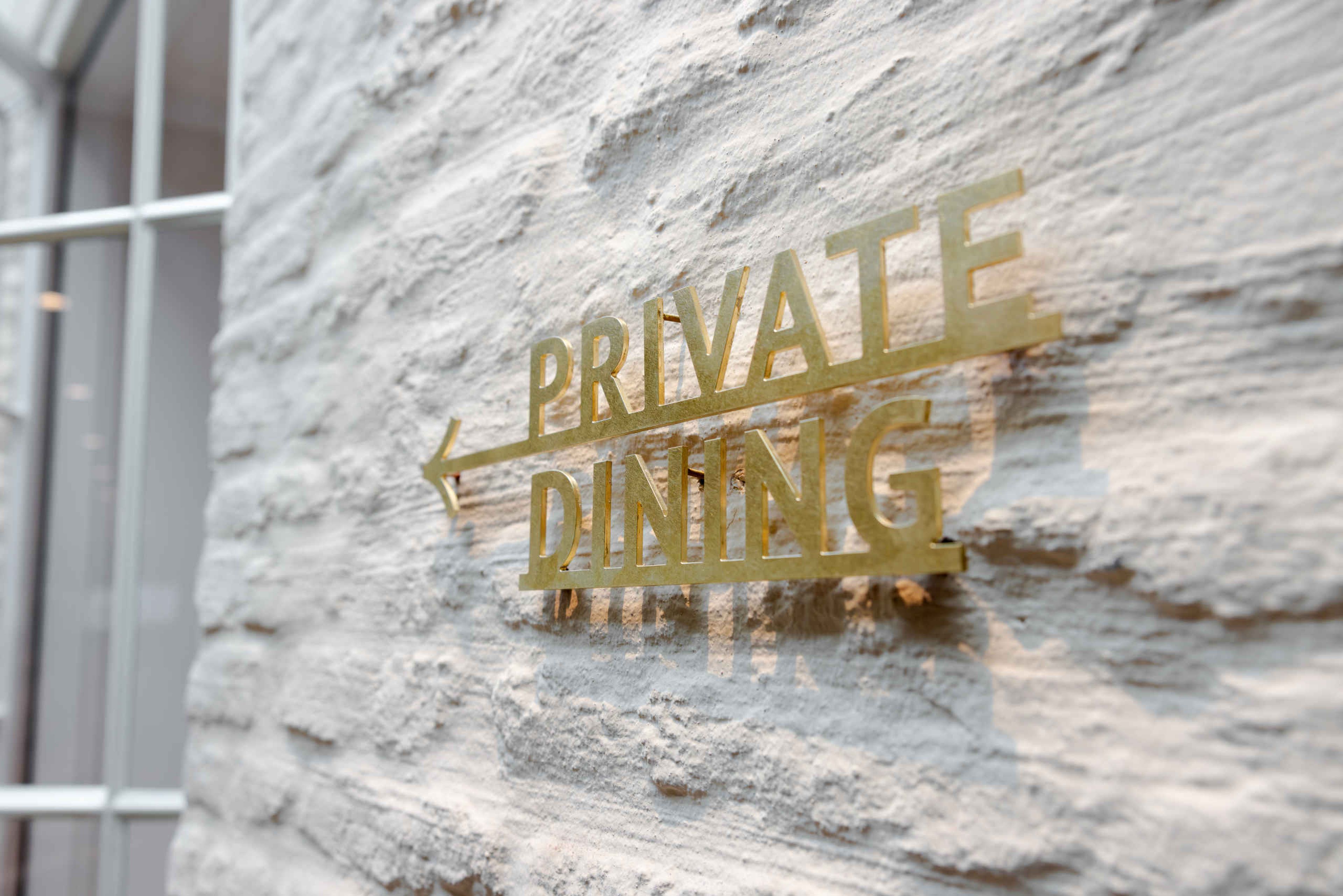 Close-up van de private dining area van restaurant Orangerie Steenenburg