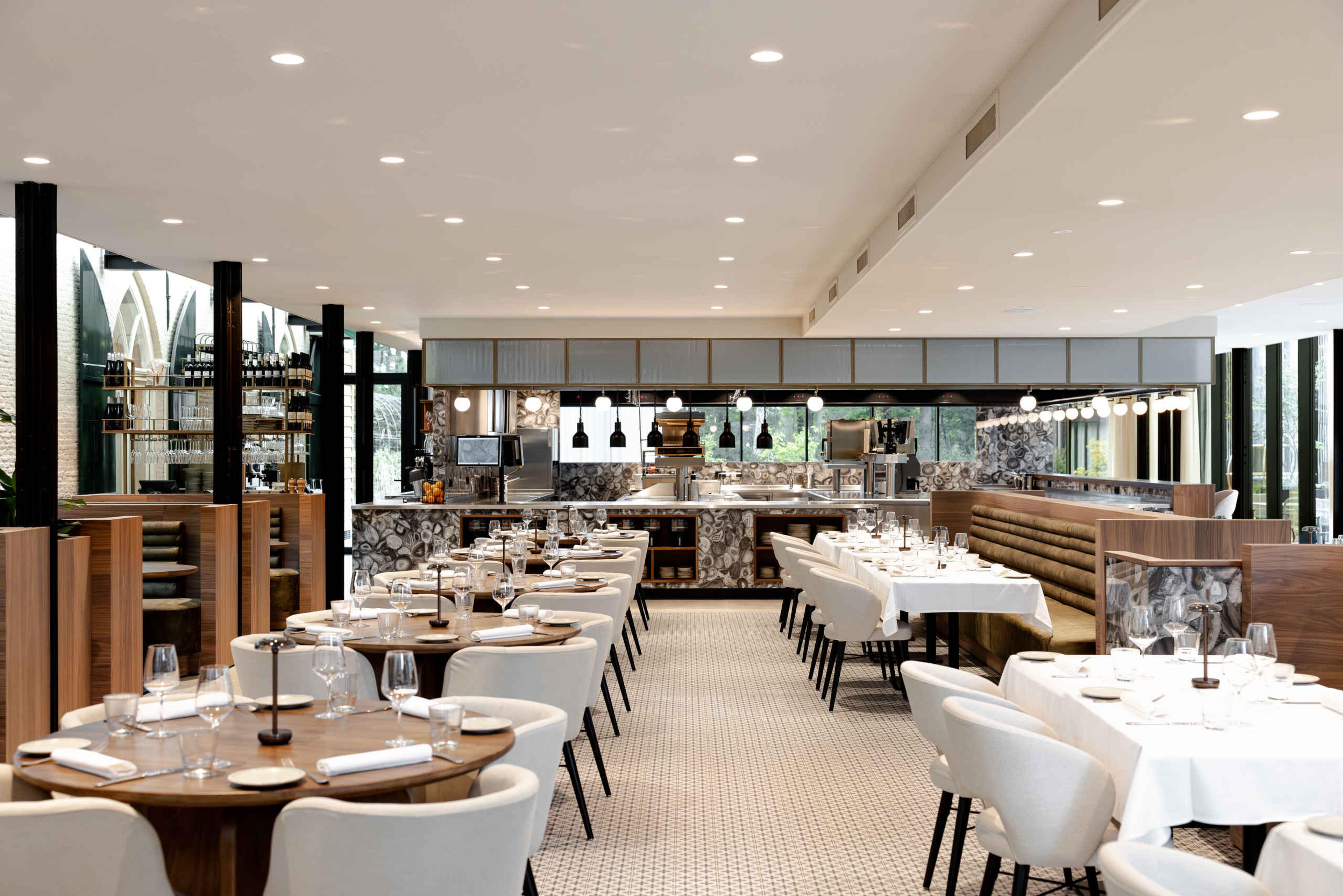 Overzicht van restaurant Orangerie Steenenburg in Kasteel Steenenburg