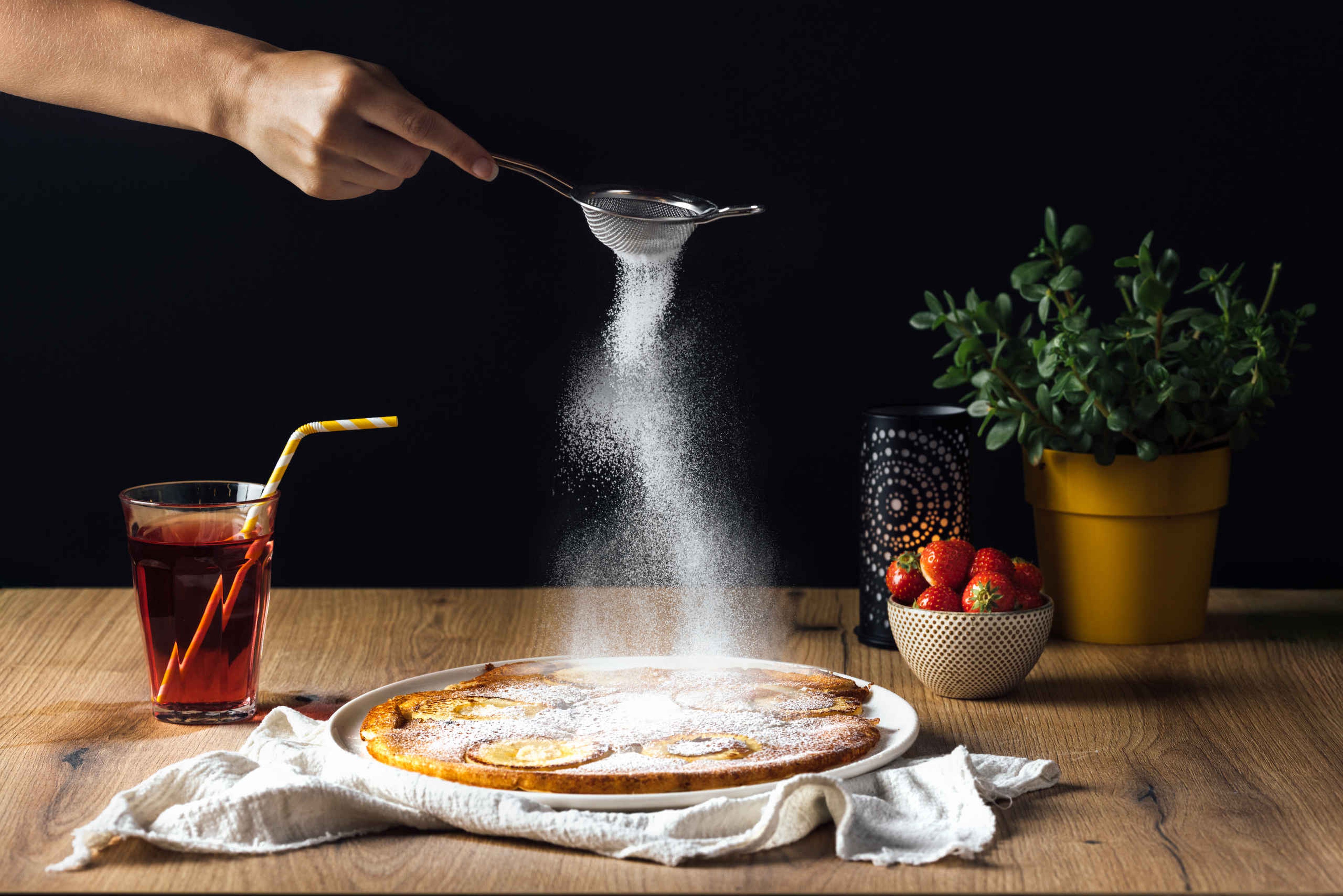 Pannenkoeken poedersuiker restaurant Wanyama in Beekse Bergen Light Safari