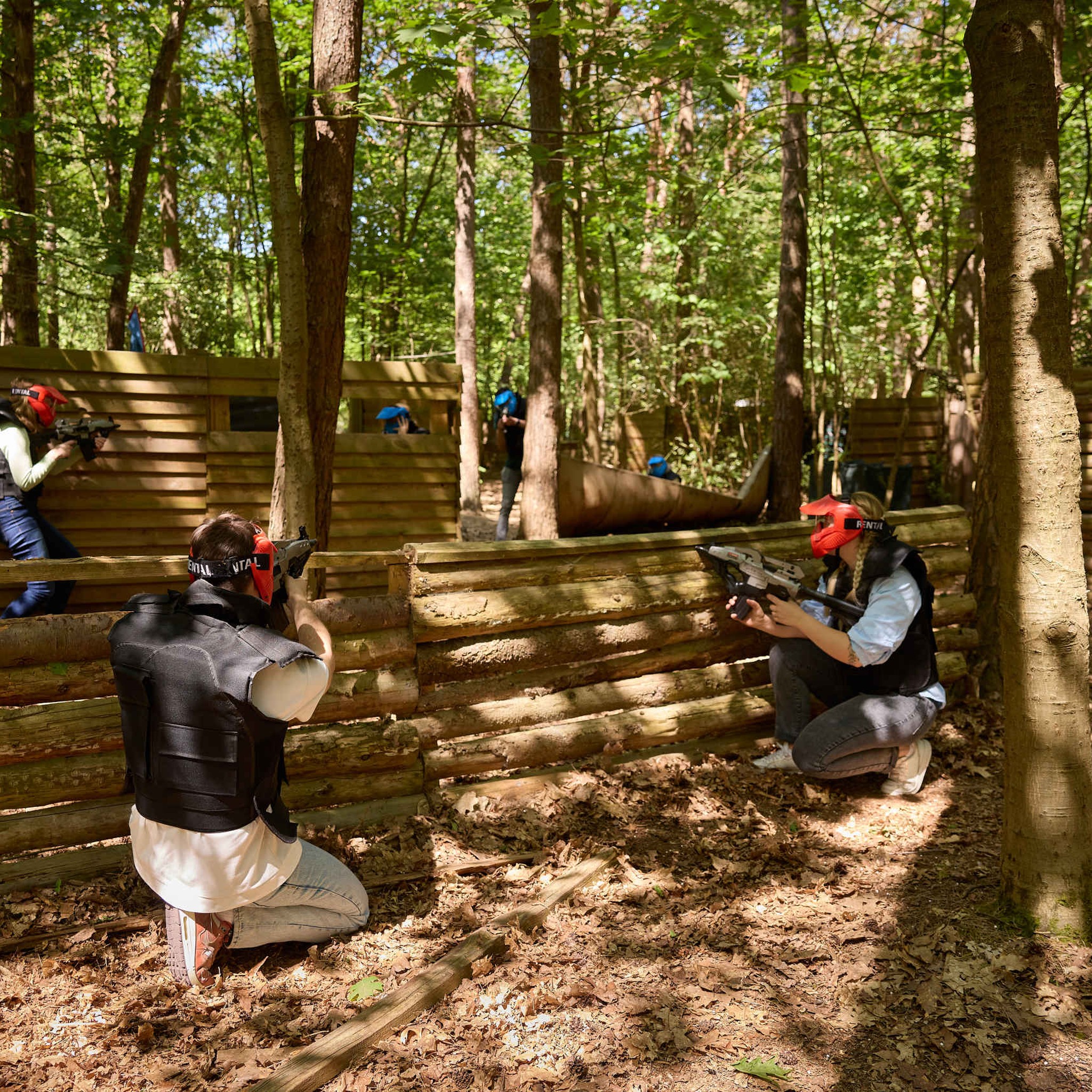 Outdoor lasergamen volwassenen zomer Klimrijk Brabant