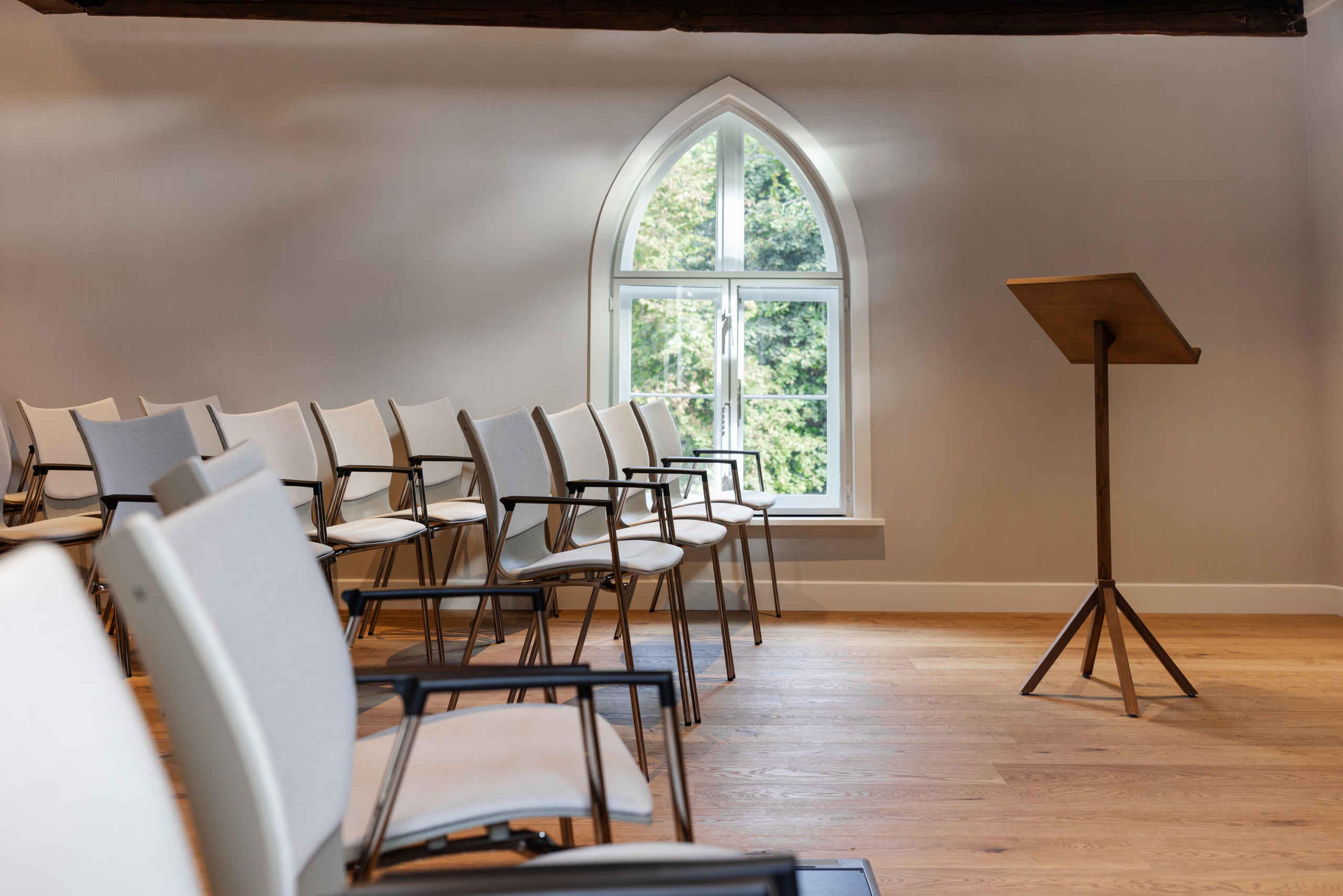 Vergaderruimte Grand Salon in presentatie setting in Kasteel Steenenburg