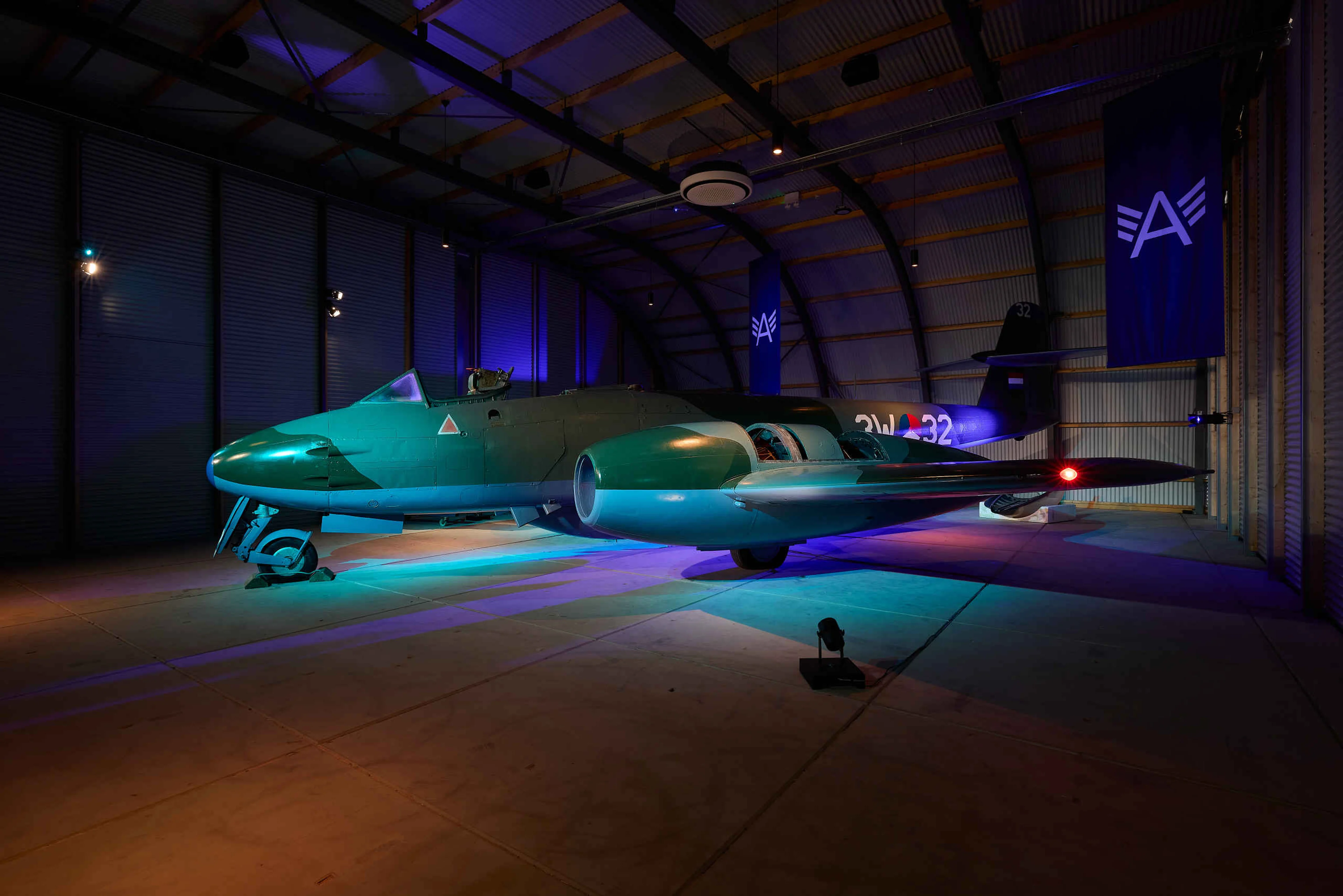 Straaljager in de straaljagerexpositie bij Luchtvaartmuseum Aviodrome