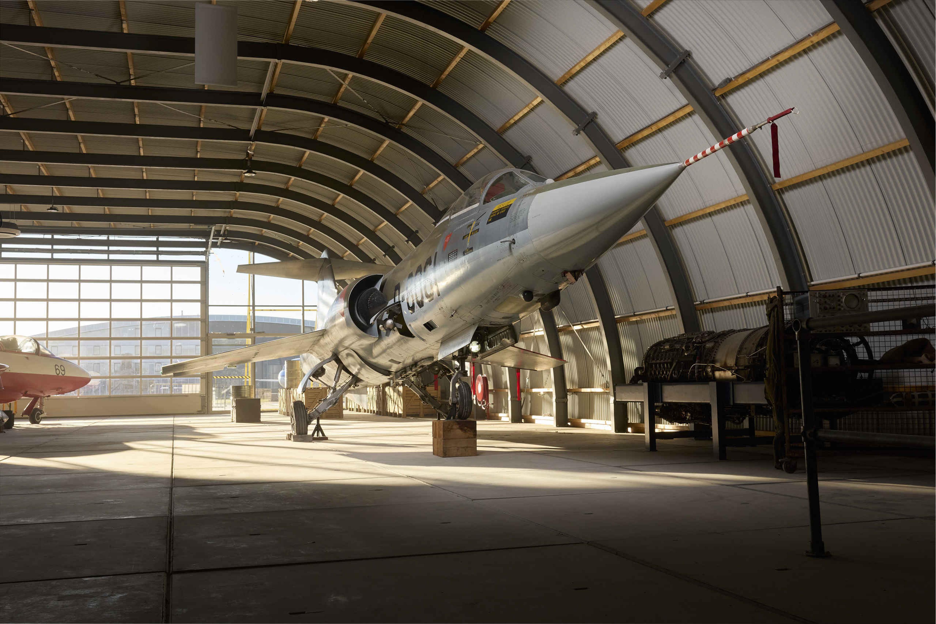 Straaljager bij de straaljagerexpositie van Luchtvaartmuseum Aviodrome