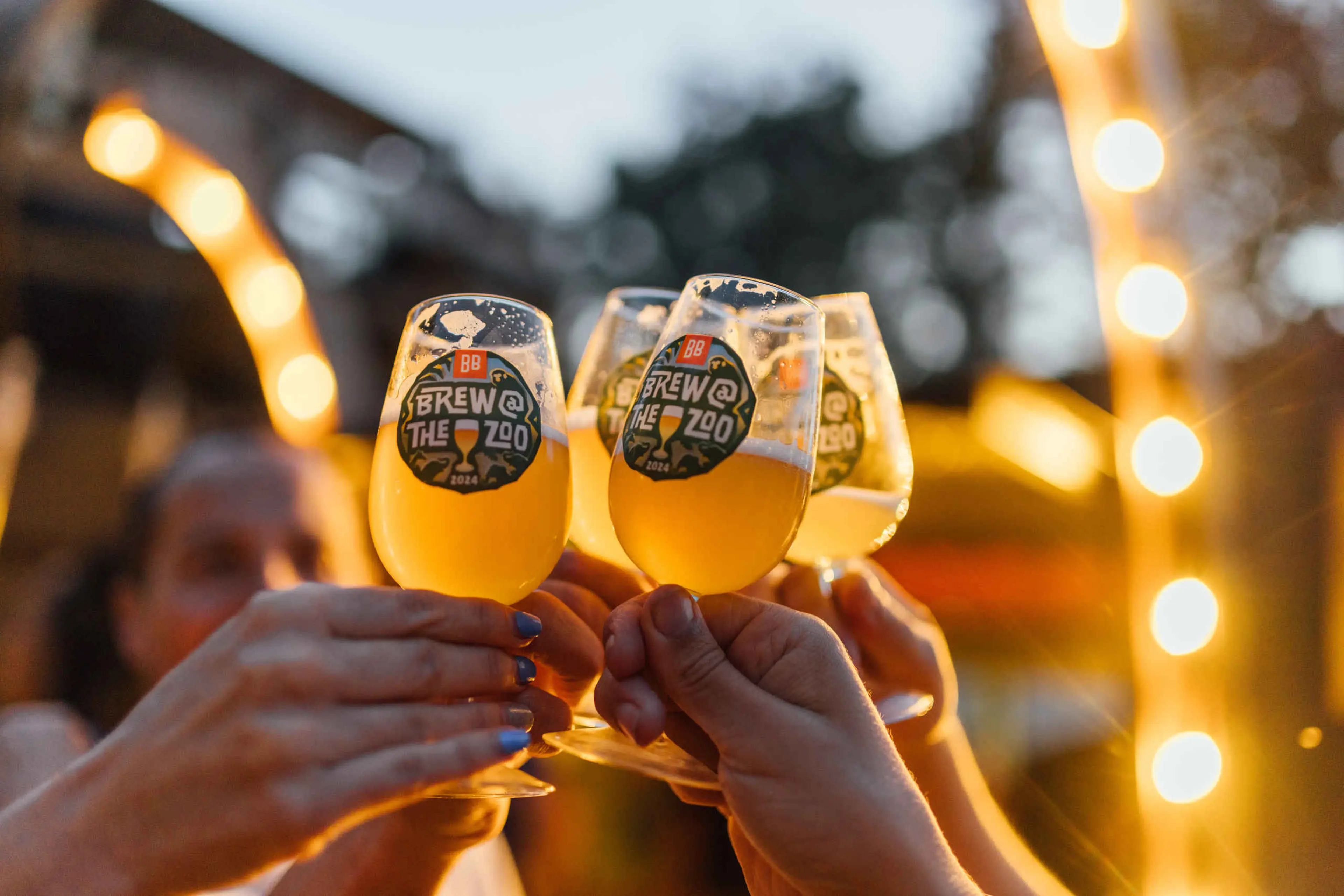 Brew At The Zoo Entreeplein proosten bier Safaripark Beekse Bergen