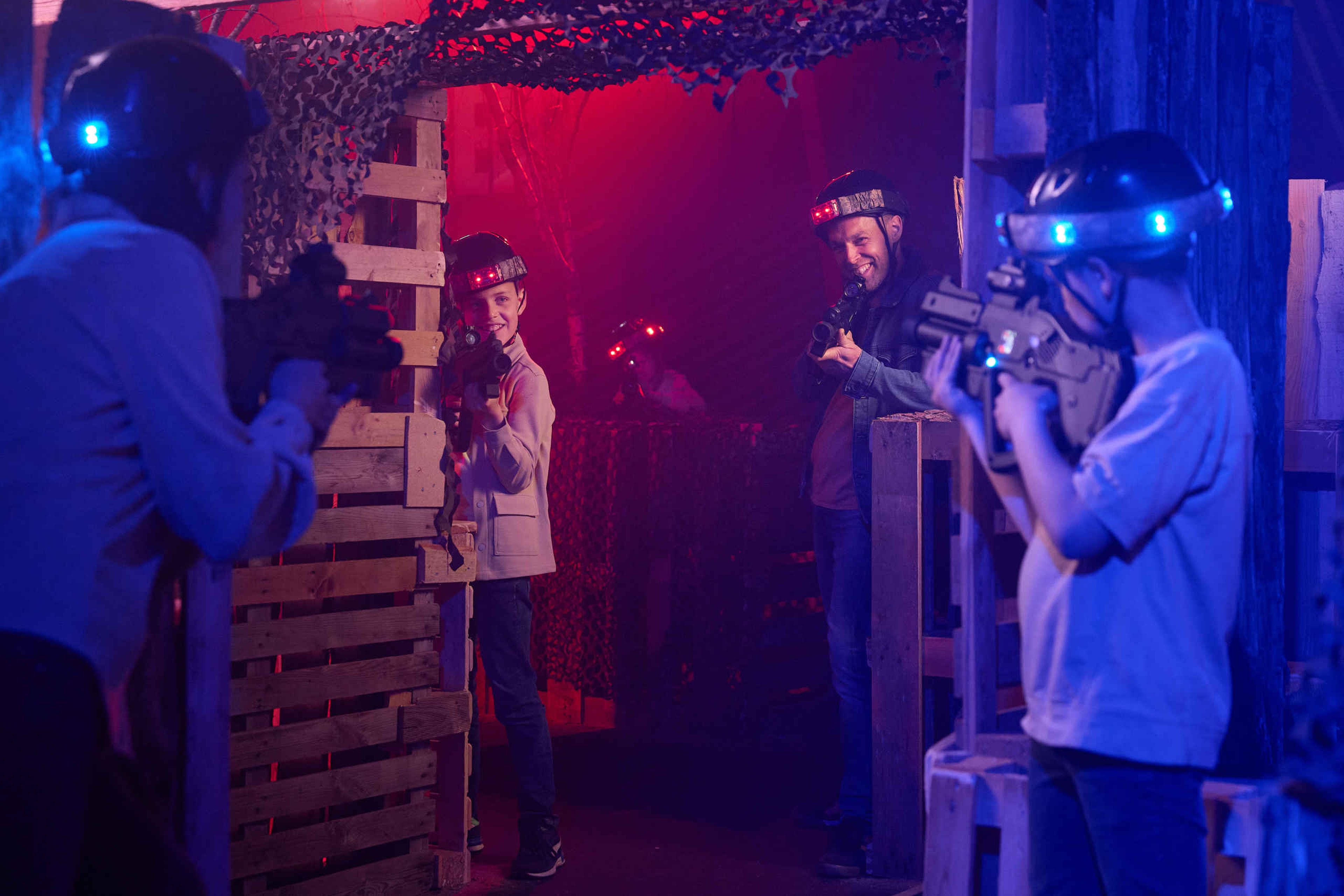 Klimrijk indoor lasergamen volwassenen kinderen