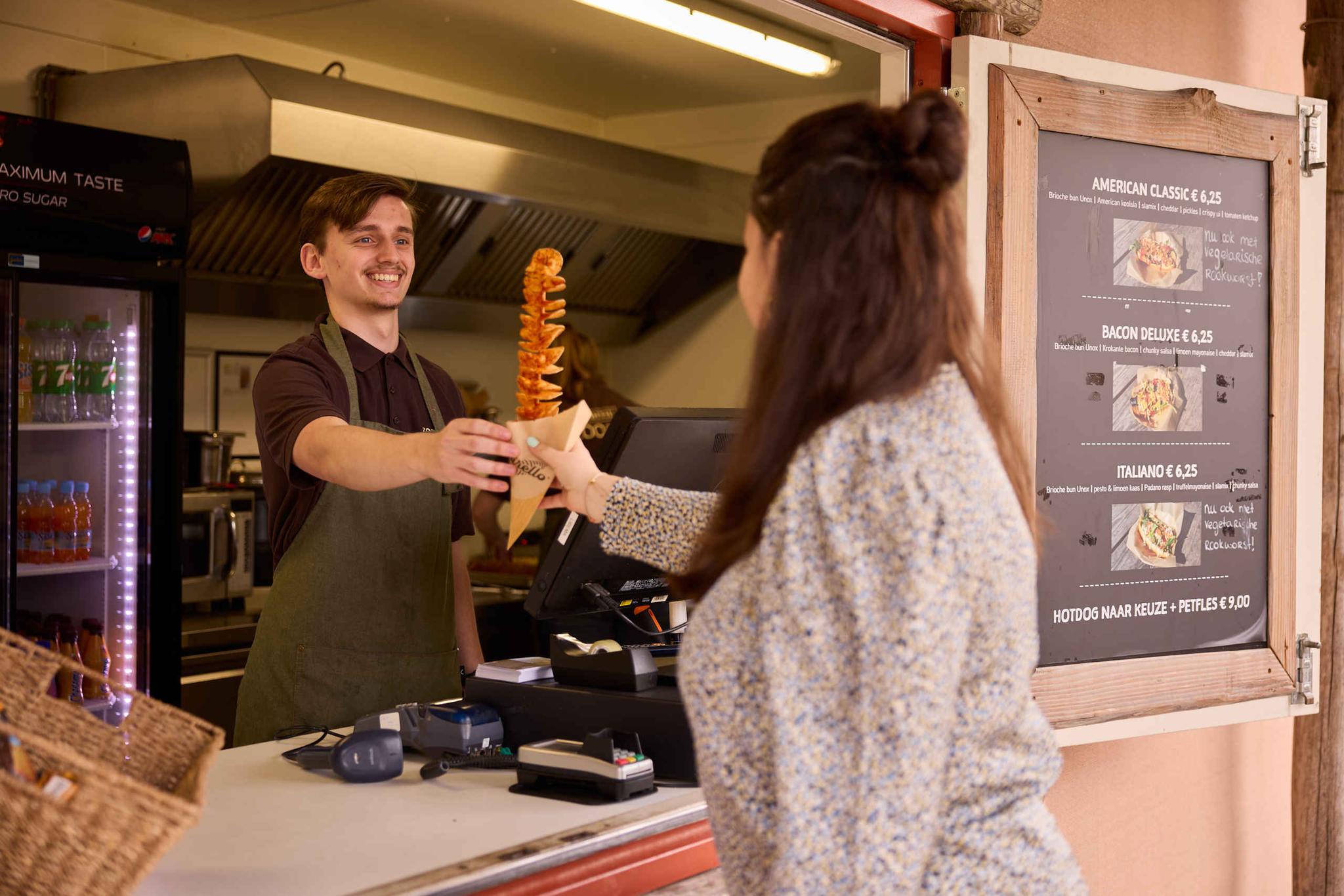 Snackbar medewerker ZooParc Overloon