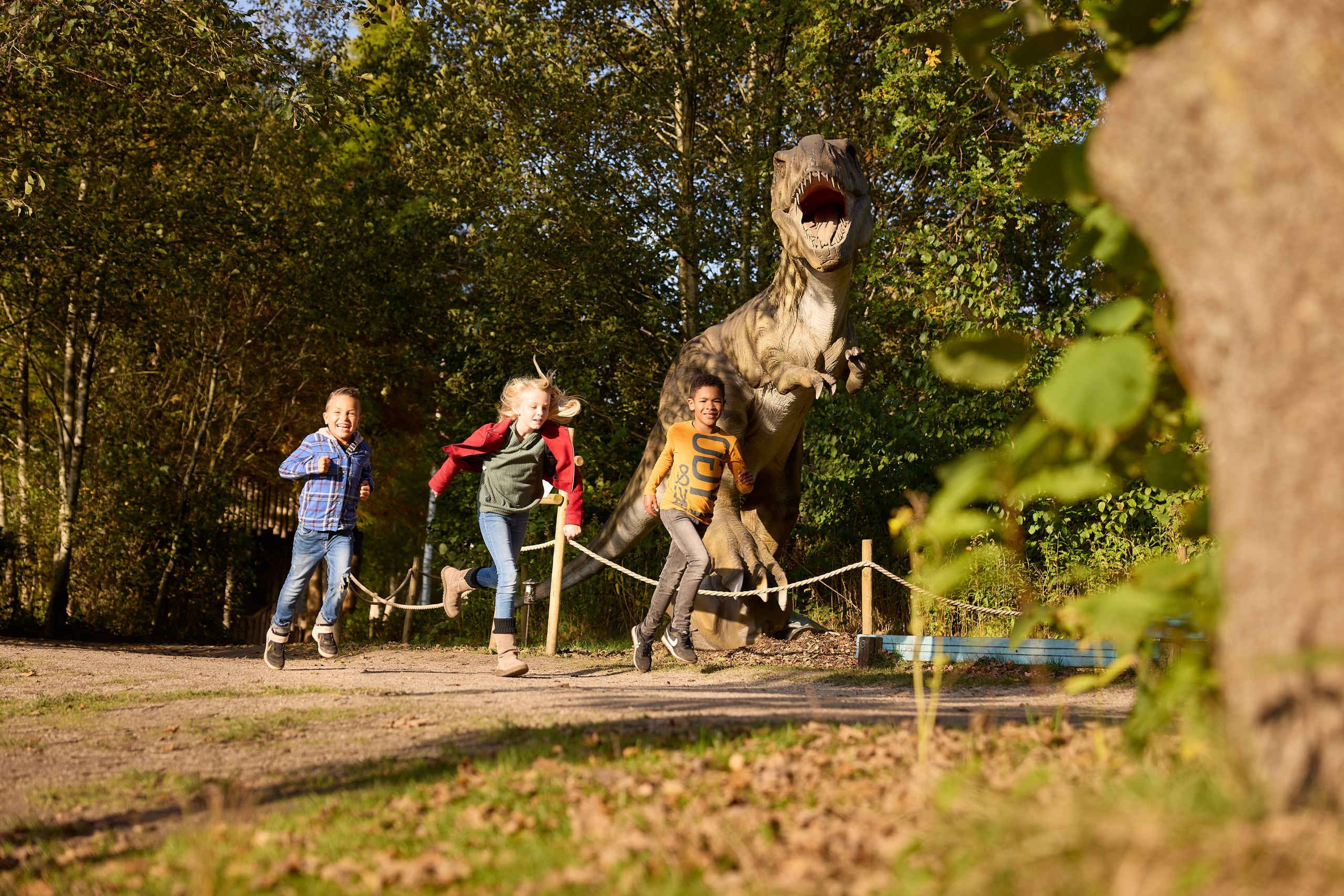 Herfst kinderen rennen dino weken gespiegeld AquaZoo Leeuwarden