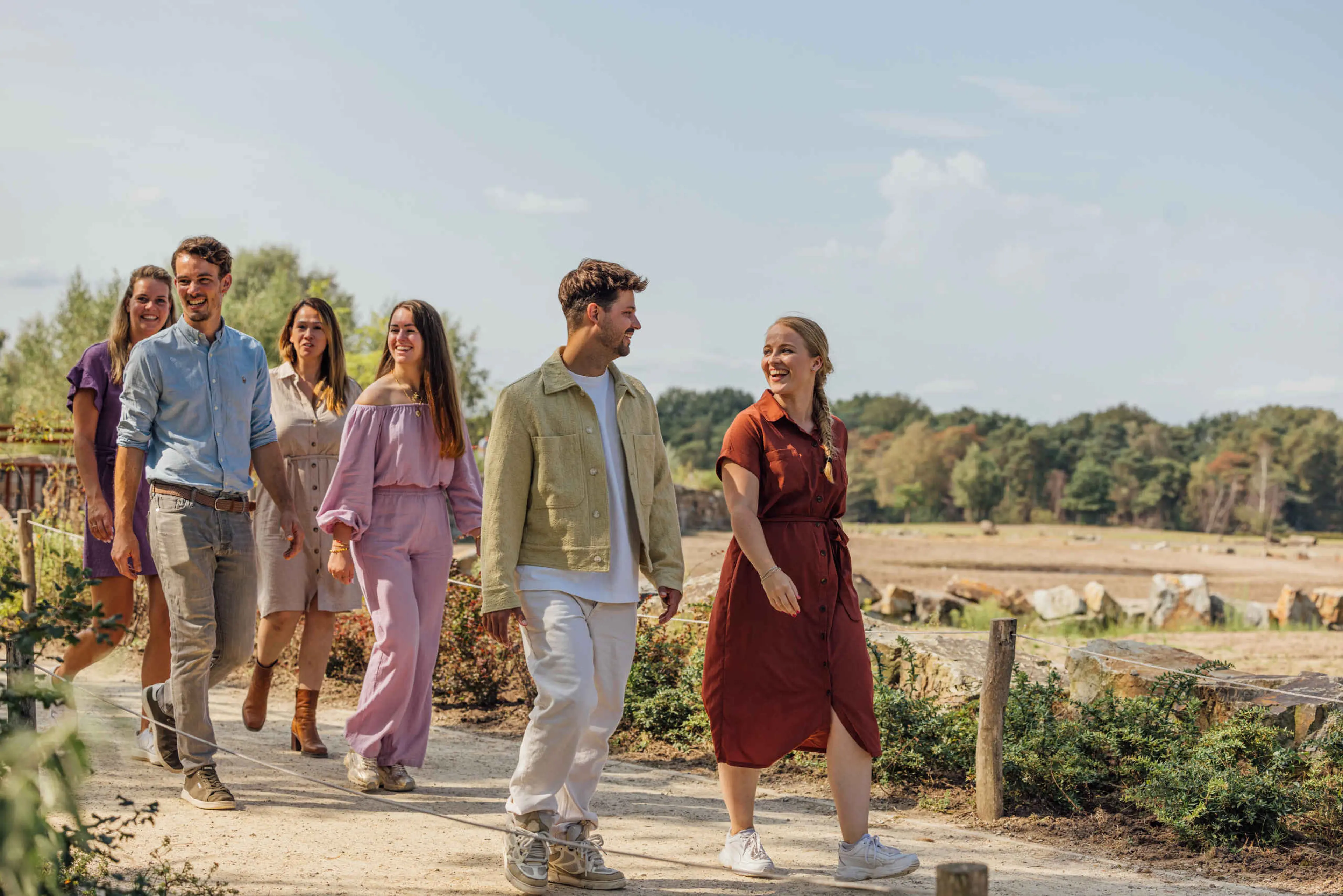Groep op wandelsafari tijdens een event bij Safaripark Beekse Bergen