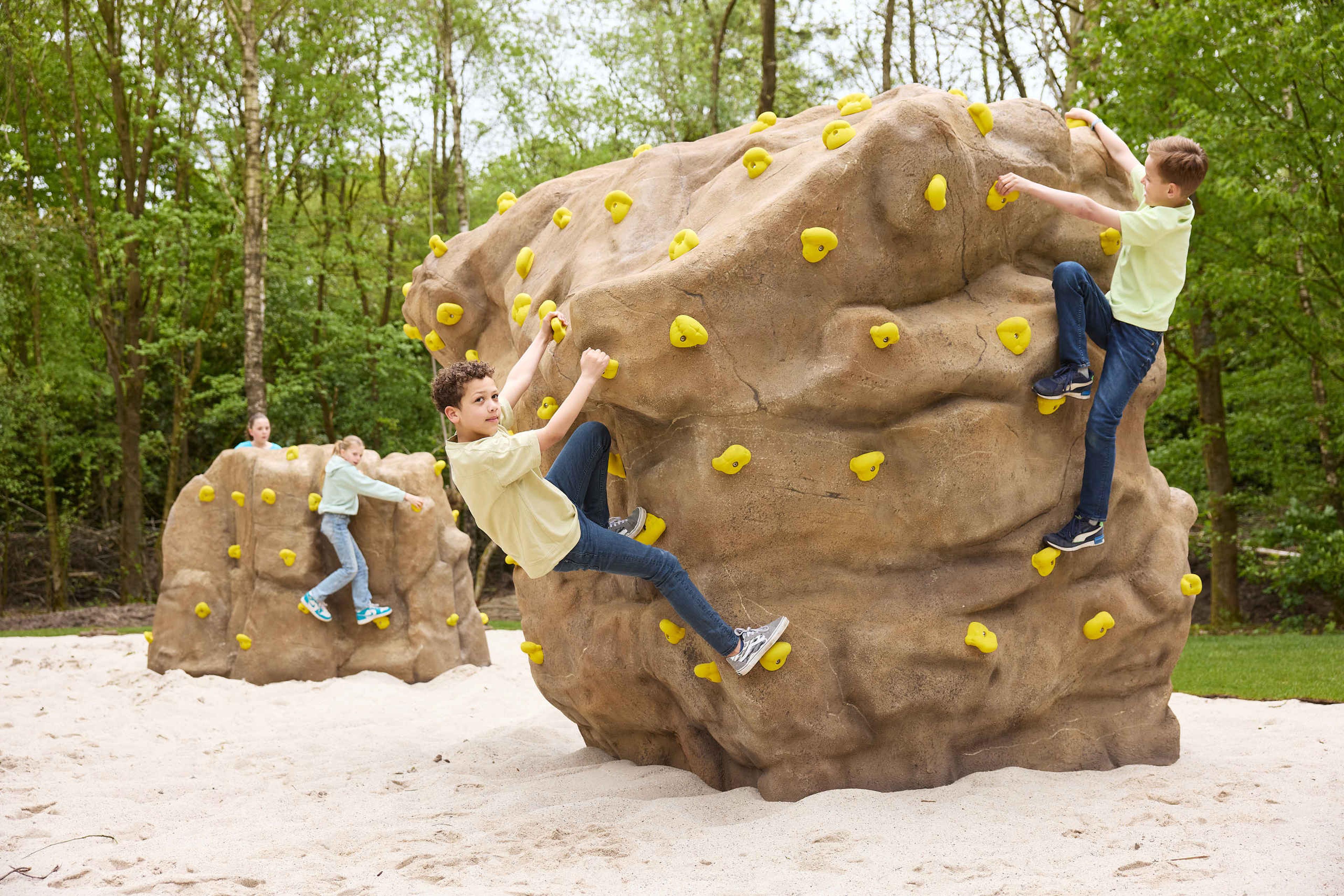 Boulderen kinderen kinderfeestje klimmen Klimrijk Brabant