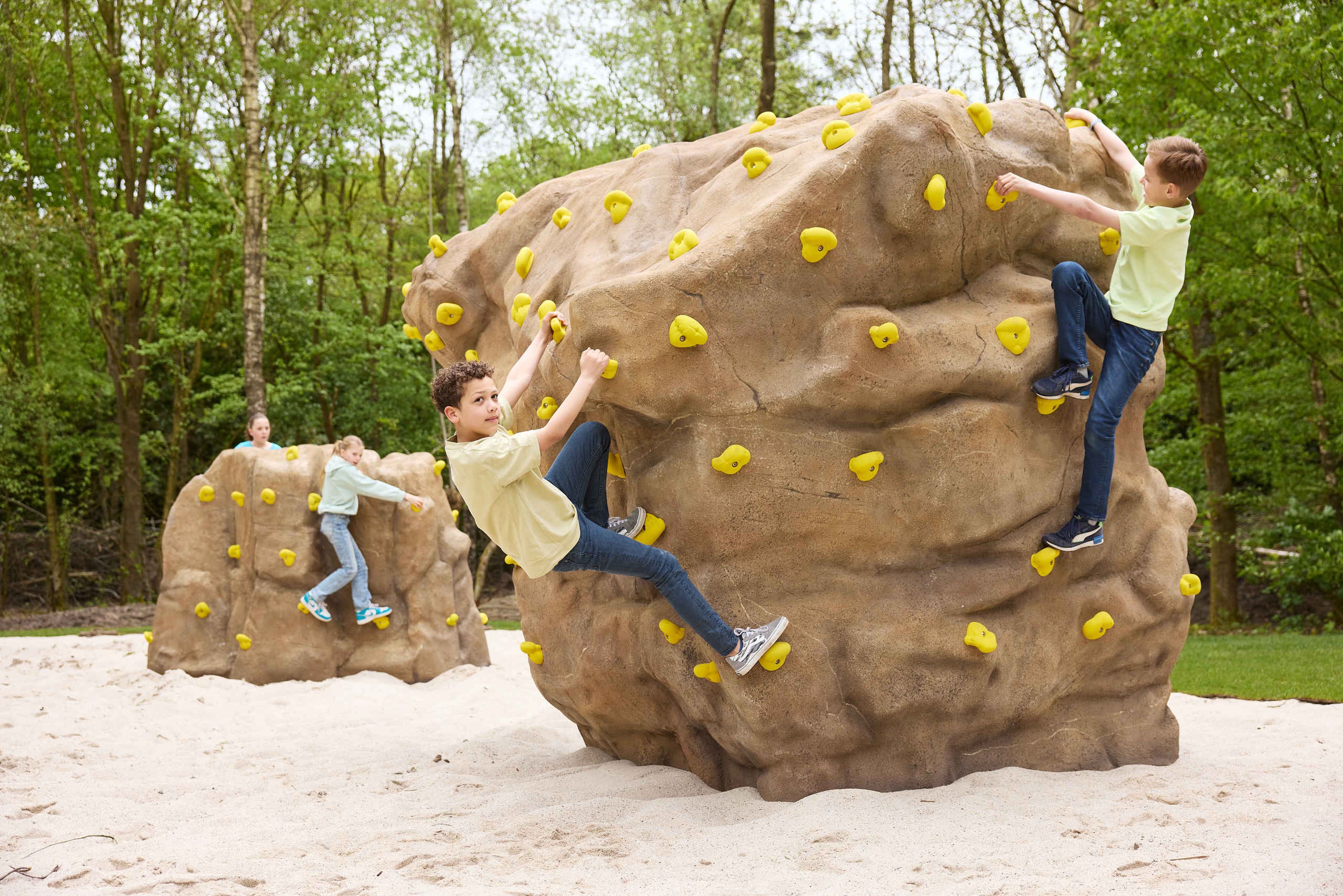 Boulderen kinderen kinderfeestje klimmen Klimrijk Brabant