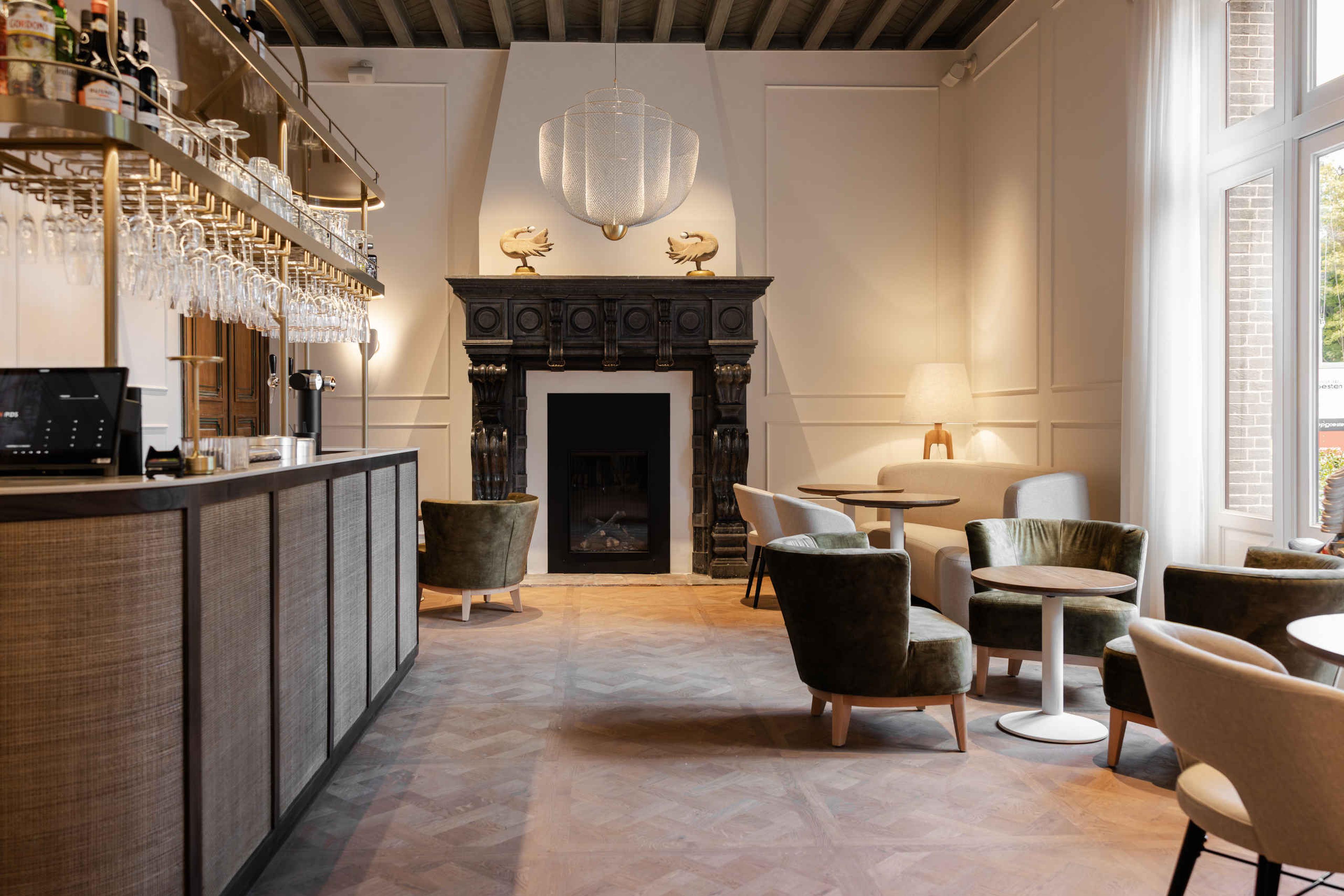 De Hofkamer setting in Kasteel Steenenburg