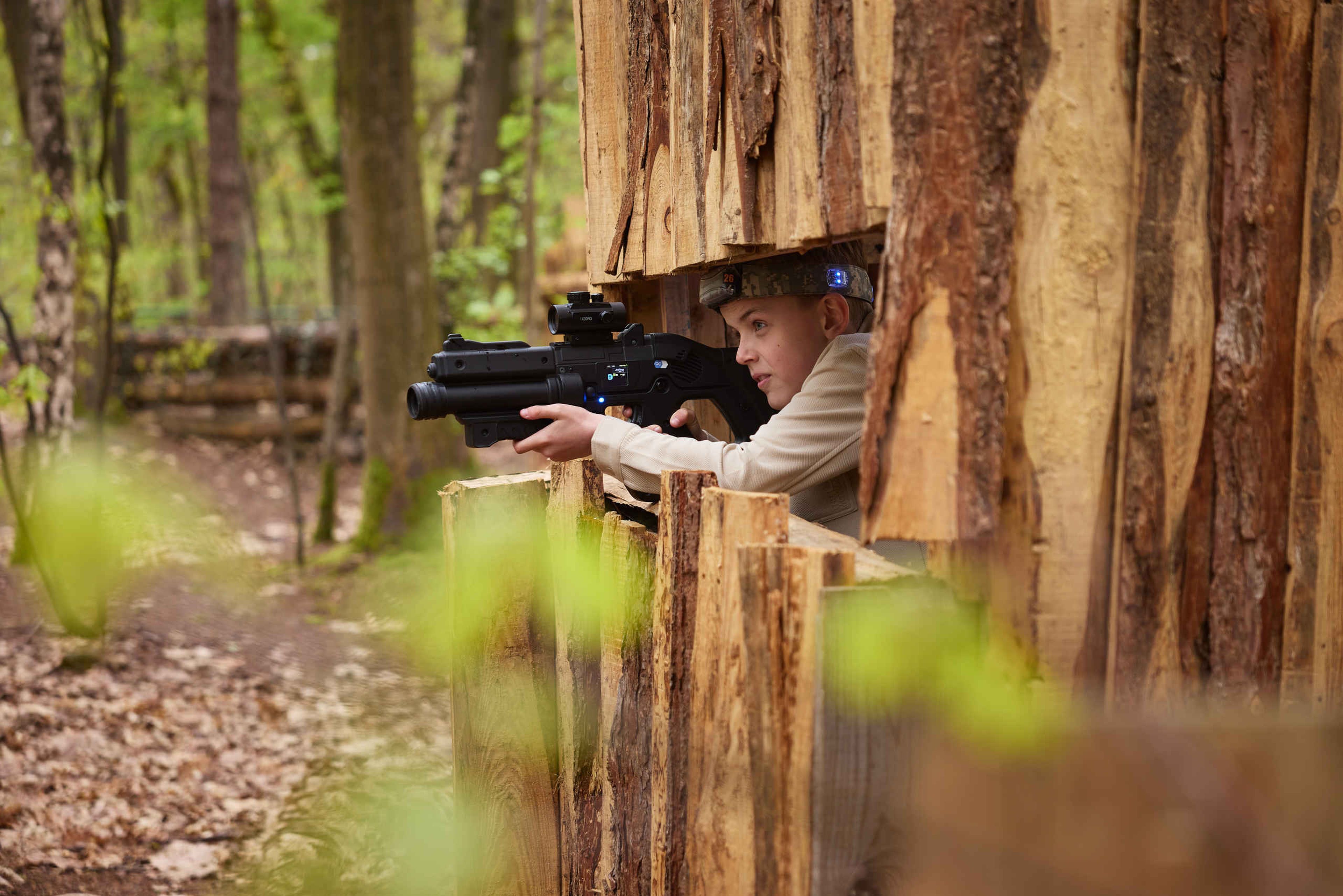 Klimrijk outdoor lasergamen jongen