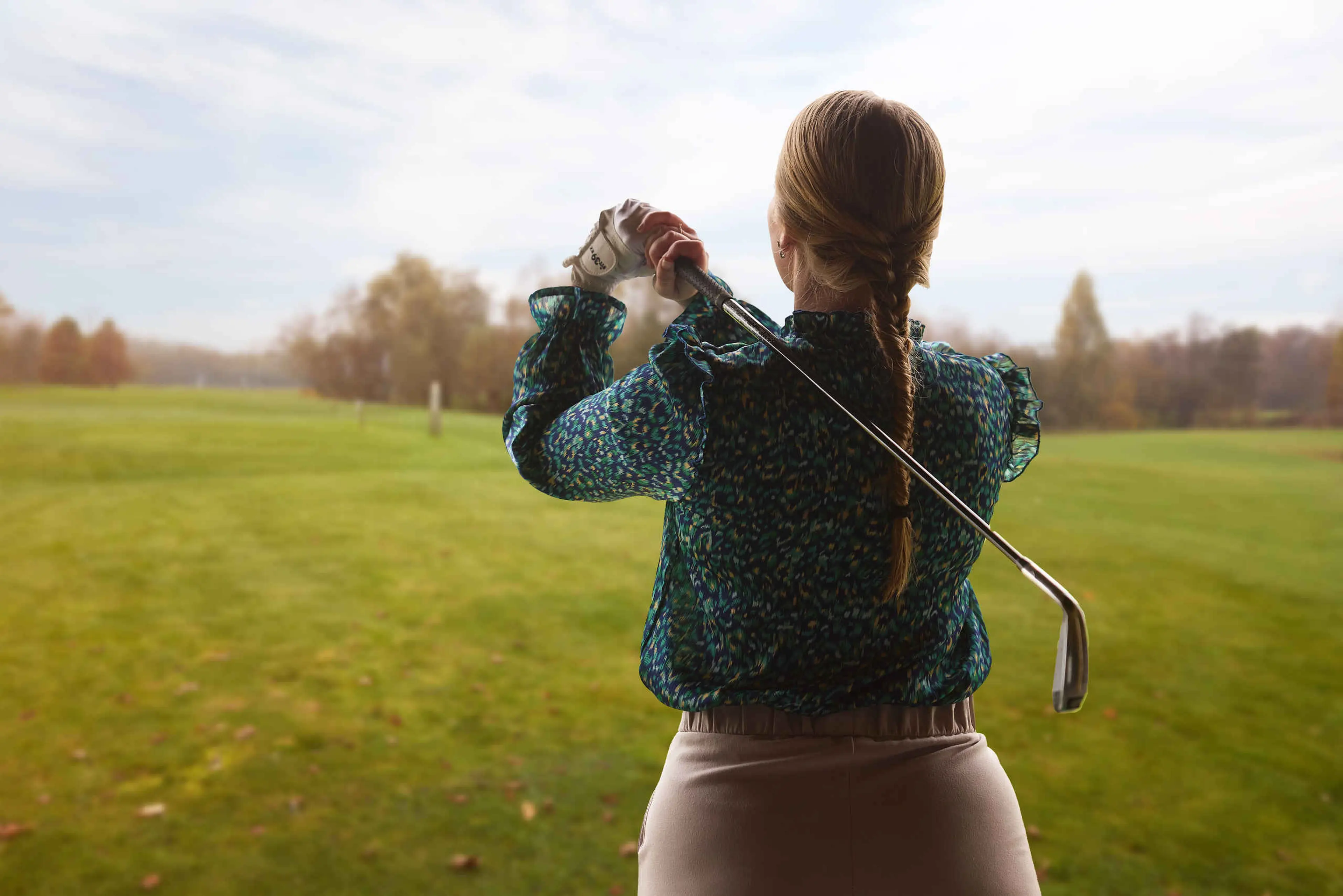 Golfbaan Driving Range vrouw Golf De Gulbergen