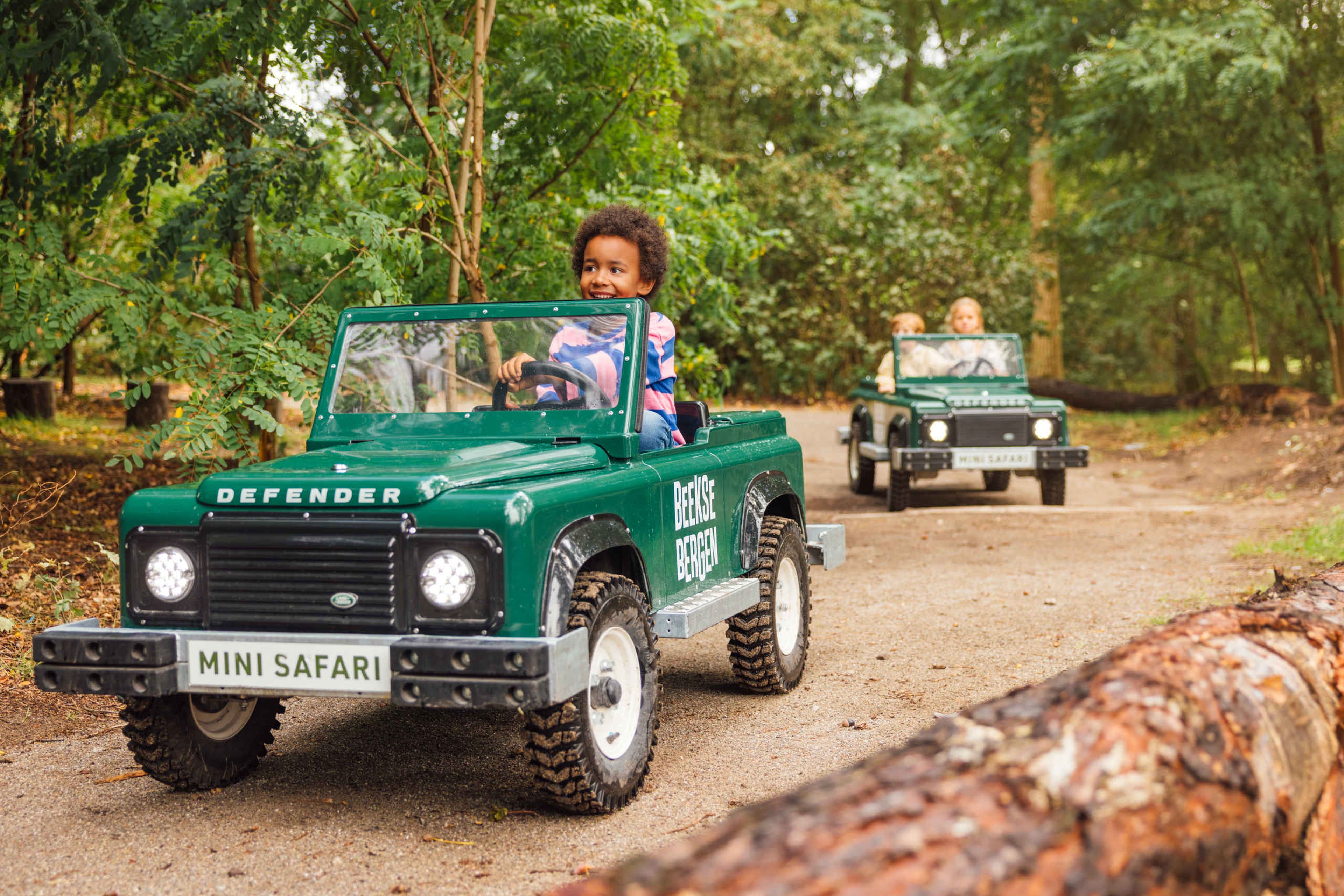 Kinderen in de Mini Safari bij Safari Hotel in Beekse Bergen