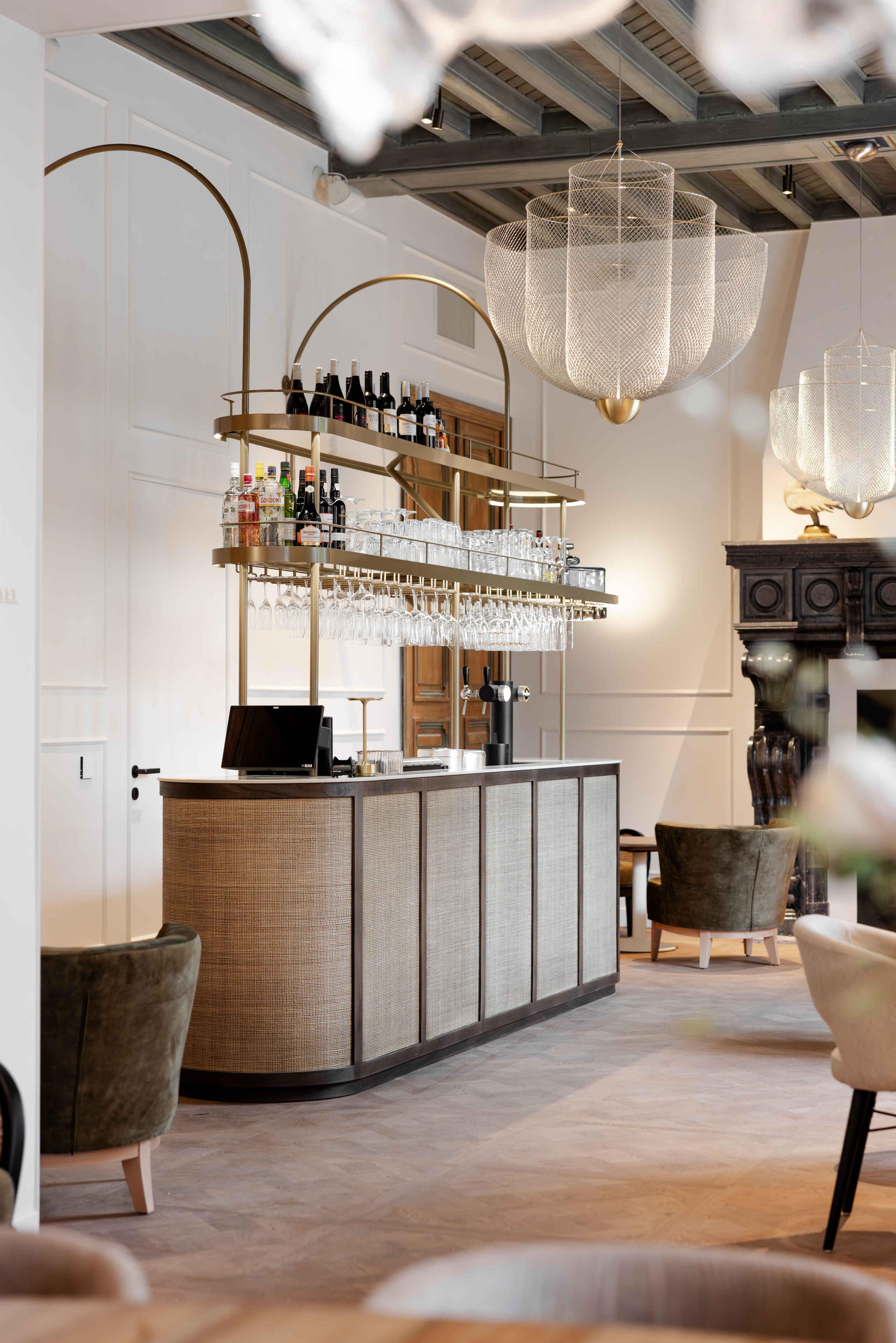 De bar in de Hofkamer in Kasteel Steenenburg