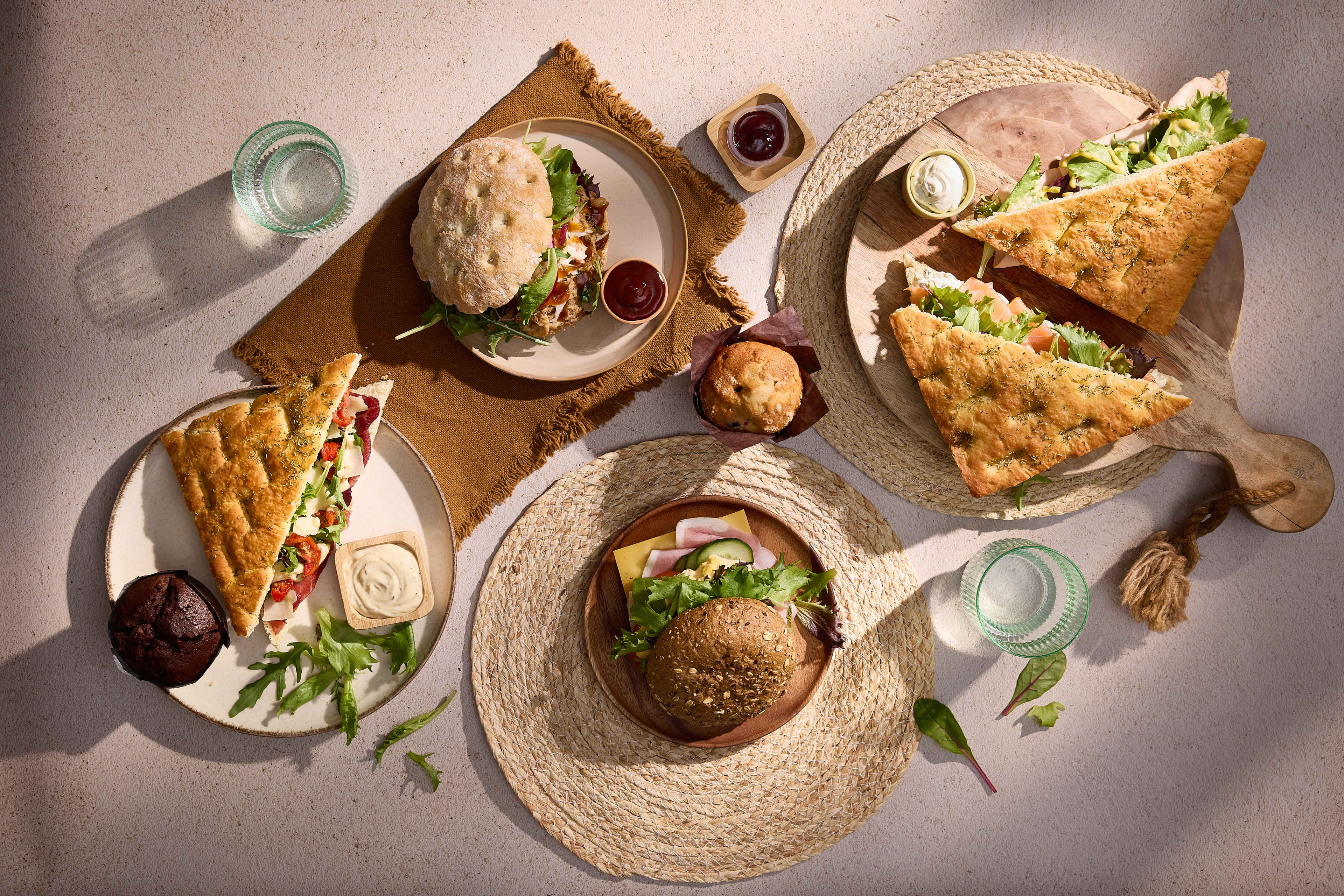 Lunch te bestellen via een bestelzuil waaronder belegde broodjes bij Eindhoven Zoo